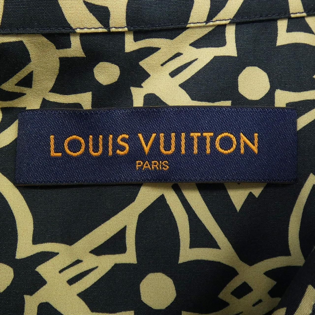Louis Vuitton Louis Vuitton Louis Vuitton LV Wax Short Sleeve Shirt shirt Textile Tops HLS72WFS8 DUTY FREE for USA Size ONE SIZE - 4 Thumbnail