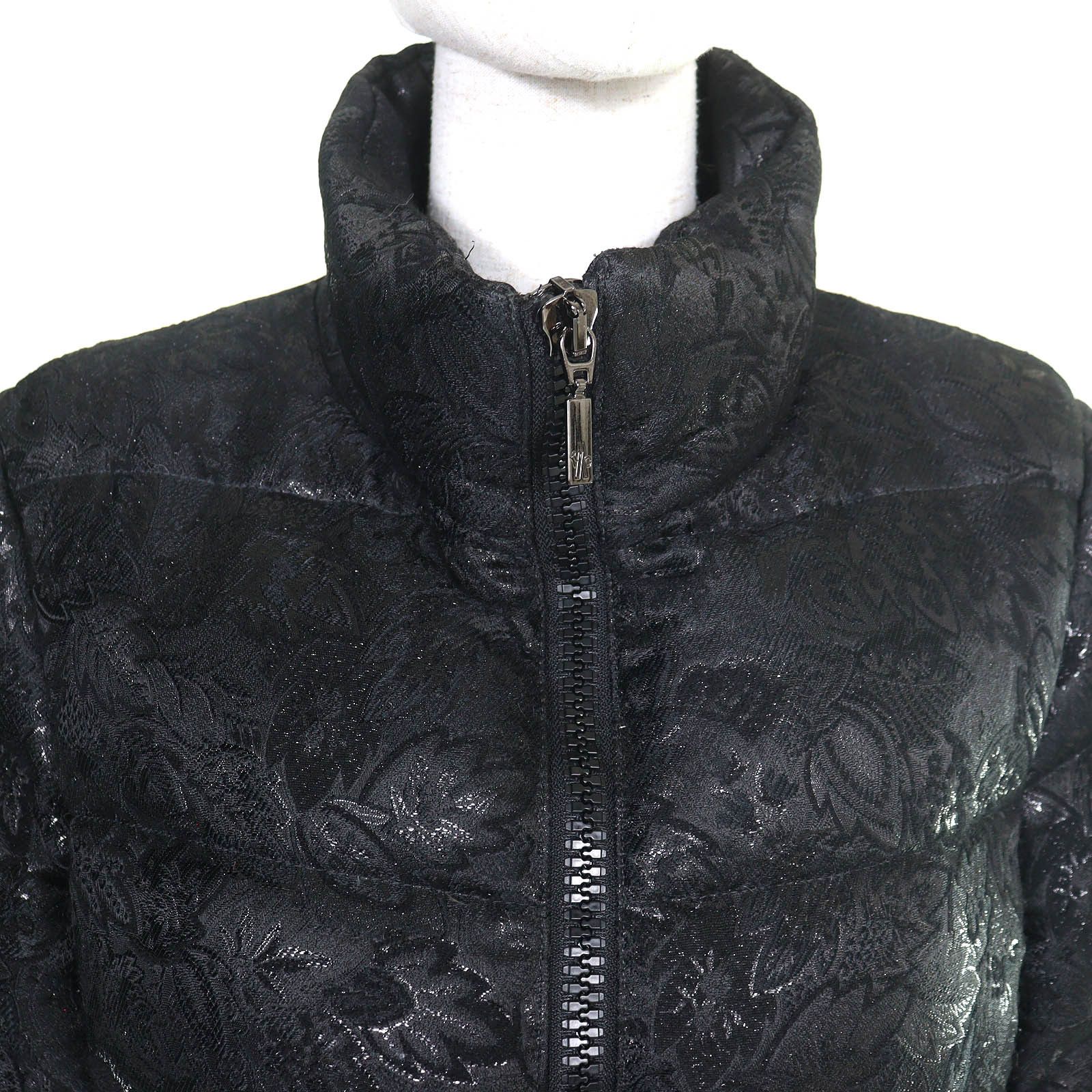 Moncler Moncler Moncler Sariette Flower Jacquard Down Jacket Textile Outerwear DUTY FREE for USA Size ONE SIZE - 4 Thumbnail