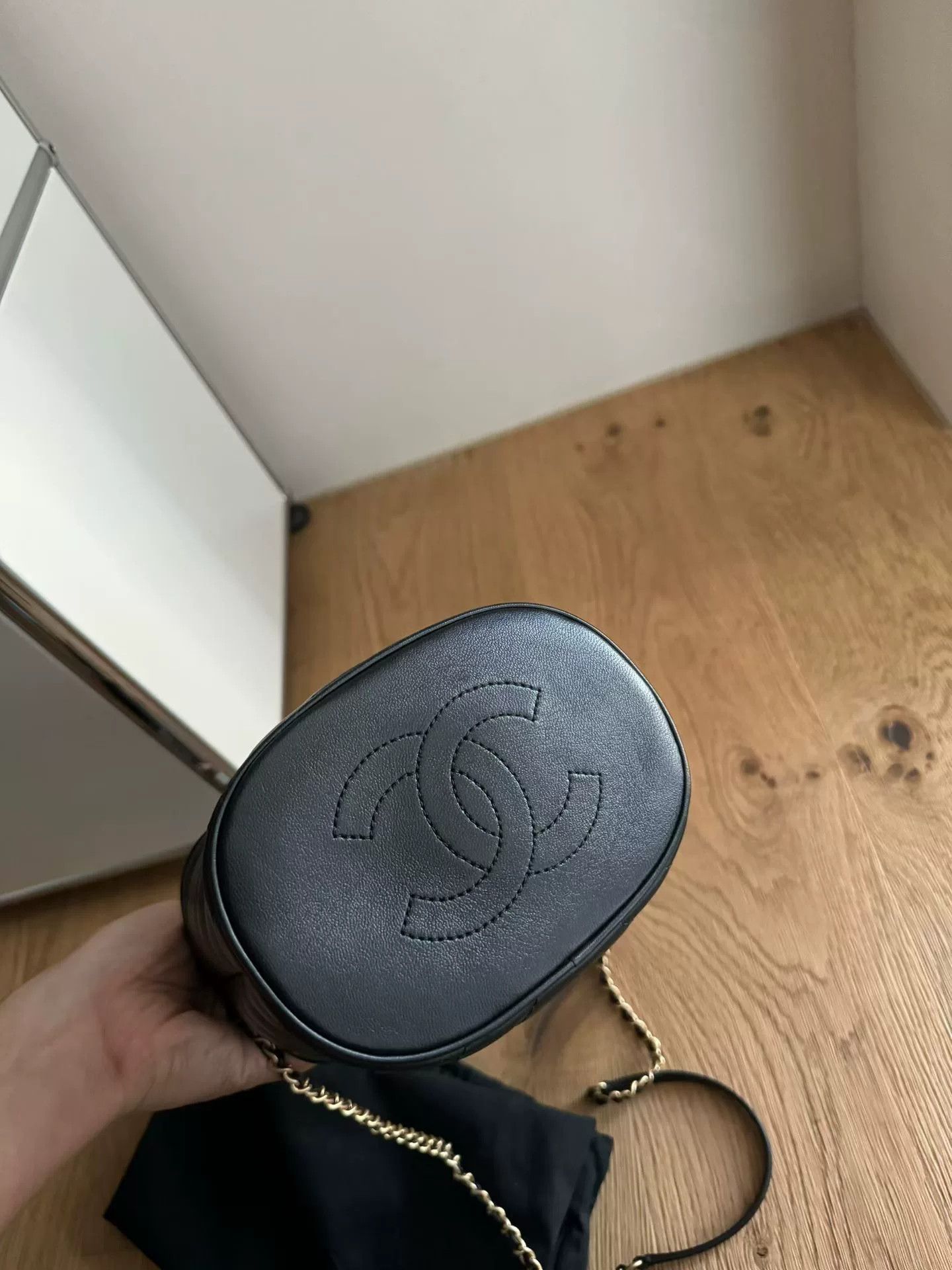 Chanel Chanel Burger Series Black Gold Fry Bag Size ONE SIZE - 2 Thumbnail