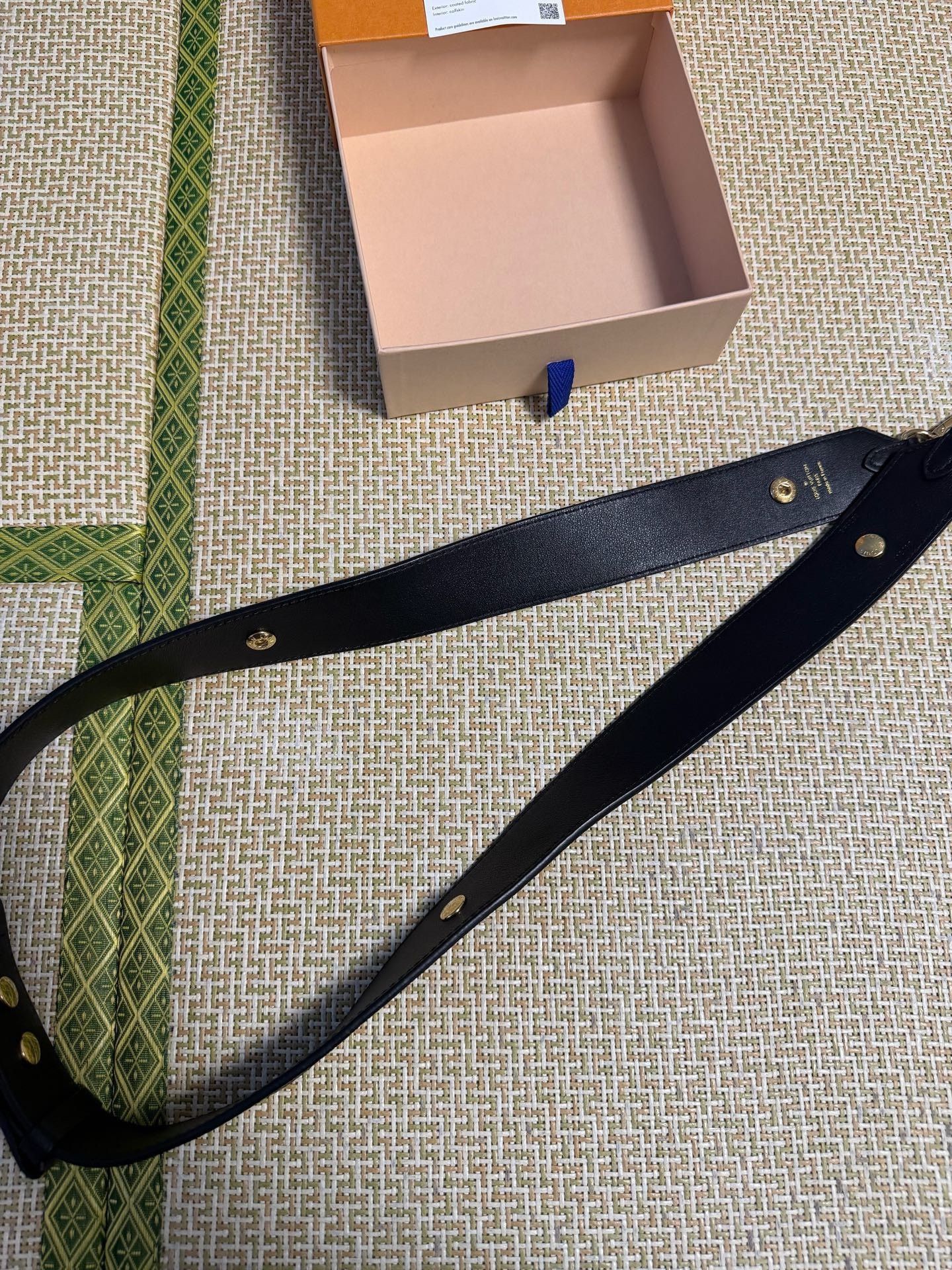 Louis Vuitton Louis Vuitton Monogram Wide Shoulder Strap Size ONE SIZE - 5 Thumbnail