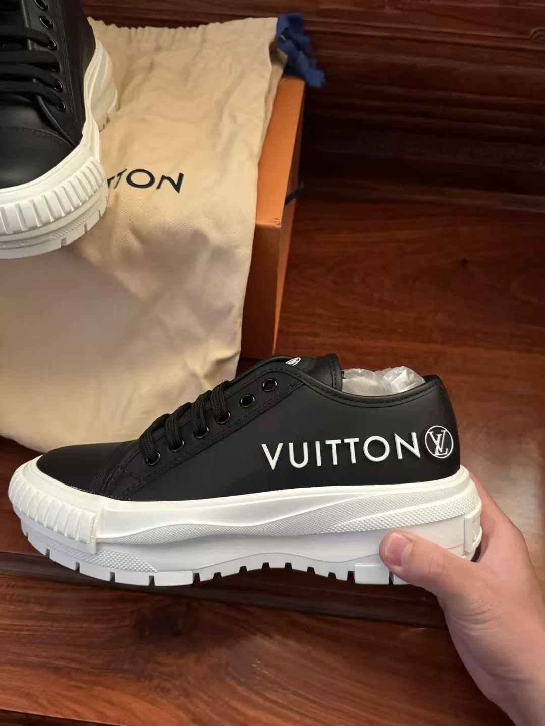 Louis Vuitton Louis Vuitton LVV Casual Shoes Size US 6.5 / IT 36.5 - 3 Thumbnail