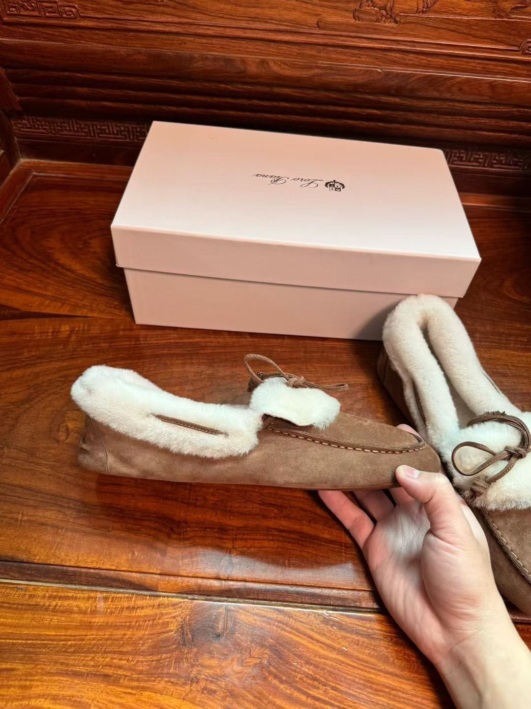 Loro Piana Loro Piana Lamb Fur Slippers Size US 6 / IT 36 - 2 Thumbnail