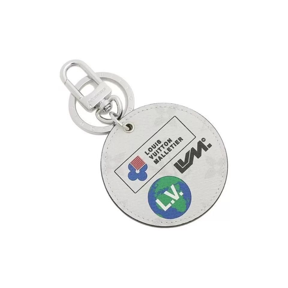 Louis Vuitton Louis Vuitton White Monogram Globe Keychain Size ONE SIZE - 3 Thumbnail