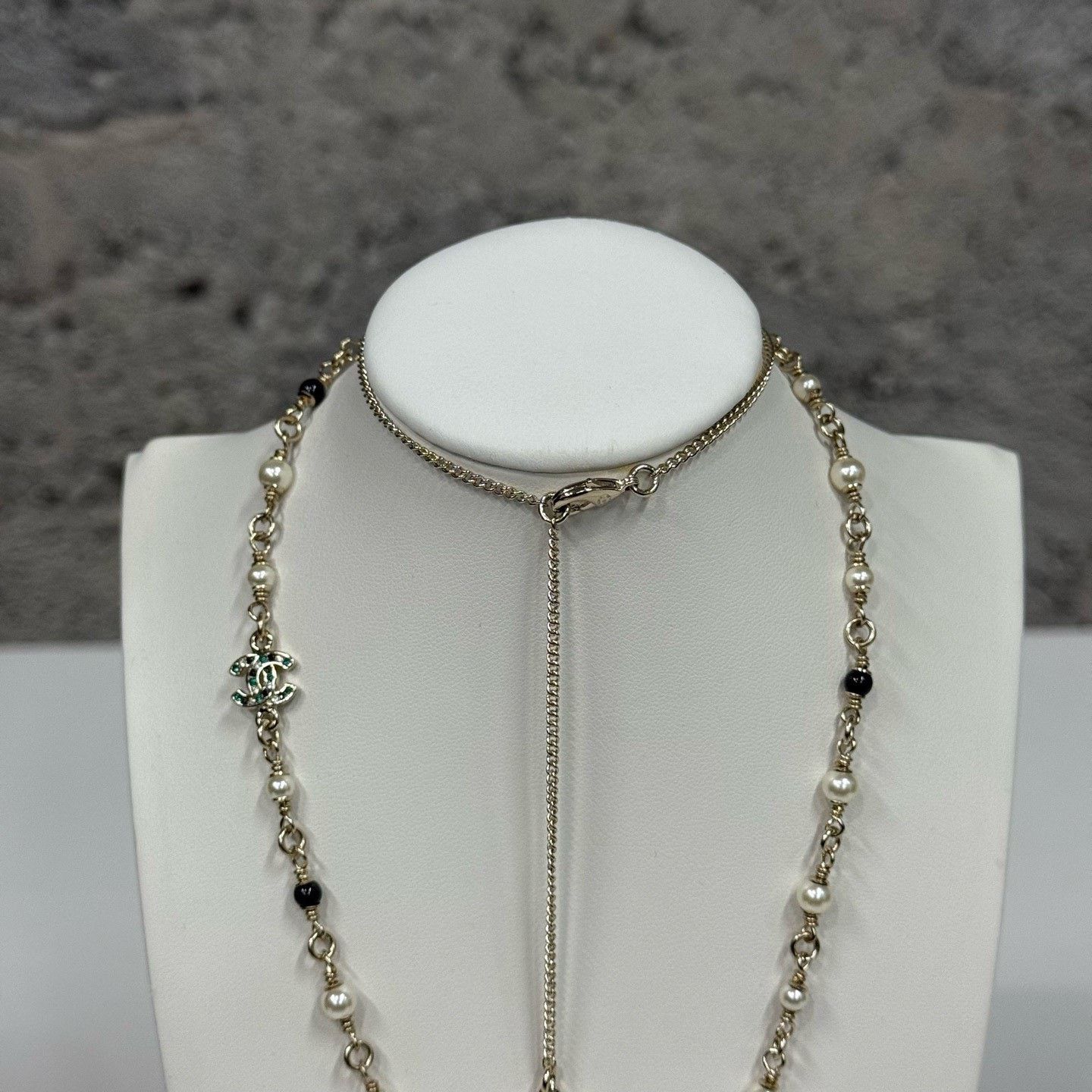 Chanel Chanel Deer Necklace Size ONE SIZE - 4 Thumbnail