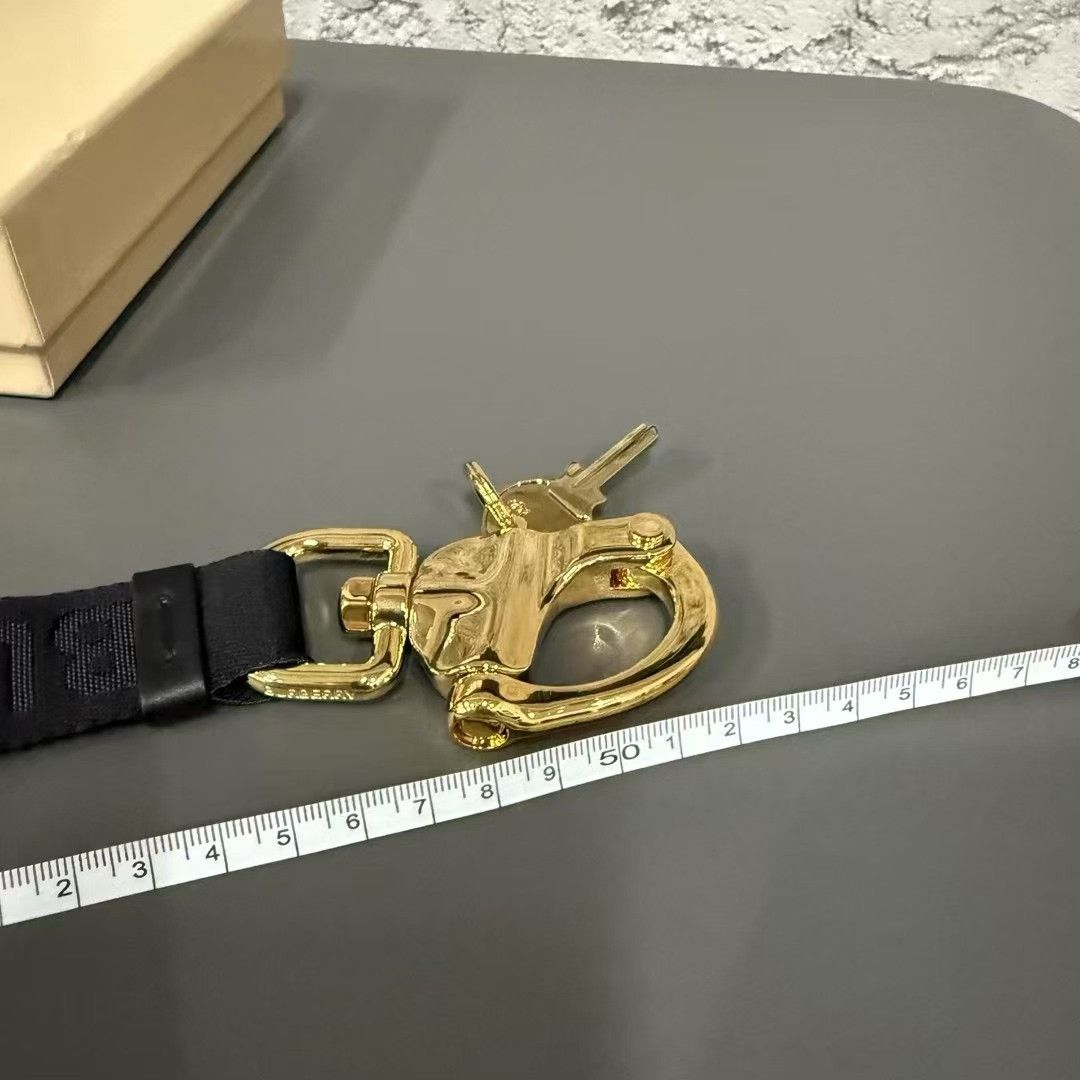 Burberry Burberry Keychain Size ONE SIZE - 7 Thumbnail