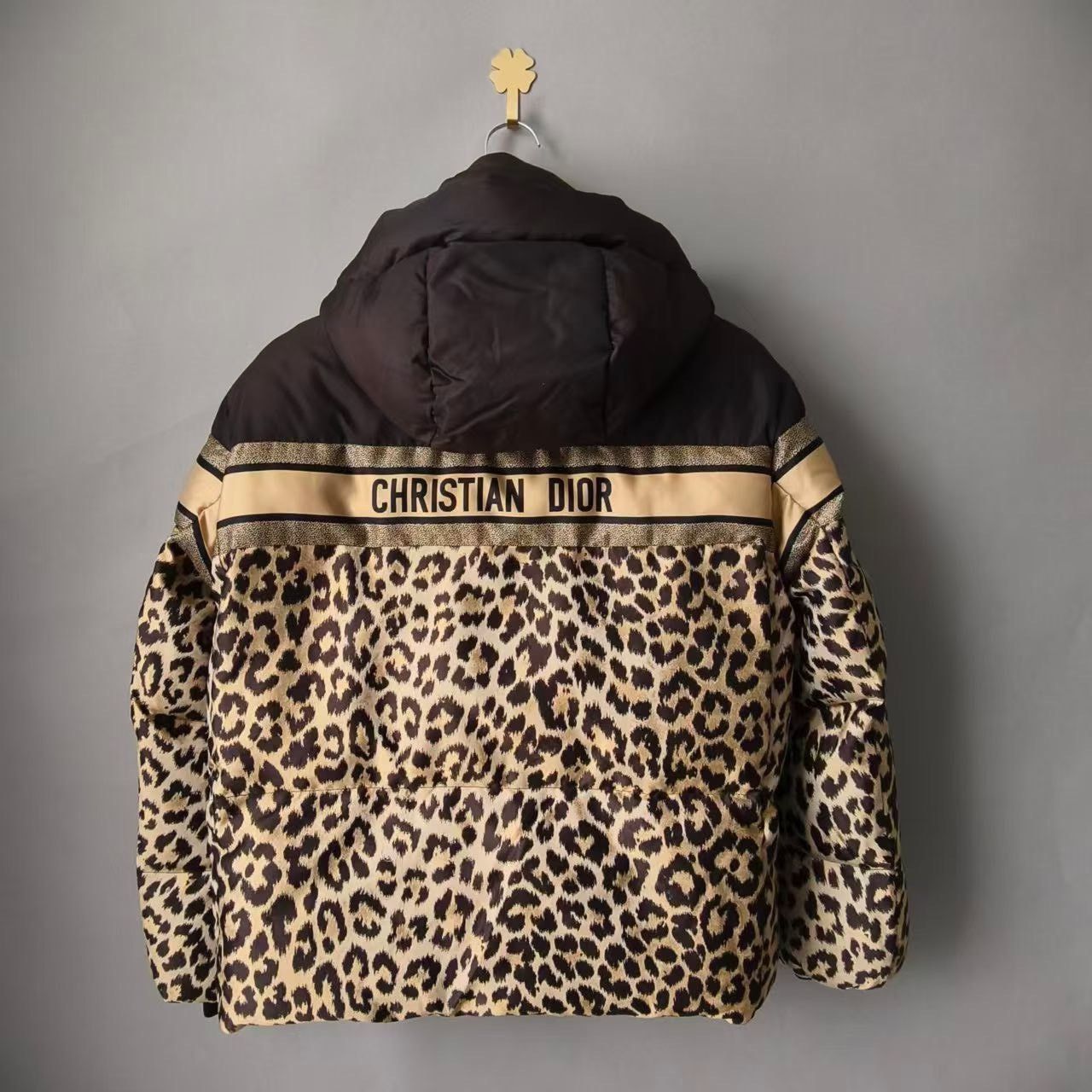 Dior Dior Limited Leopard Down Jacket Size S / US 4 / IT 40 - 2 Thumbnail