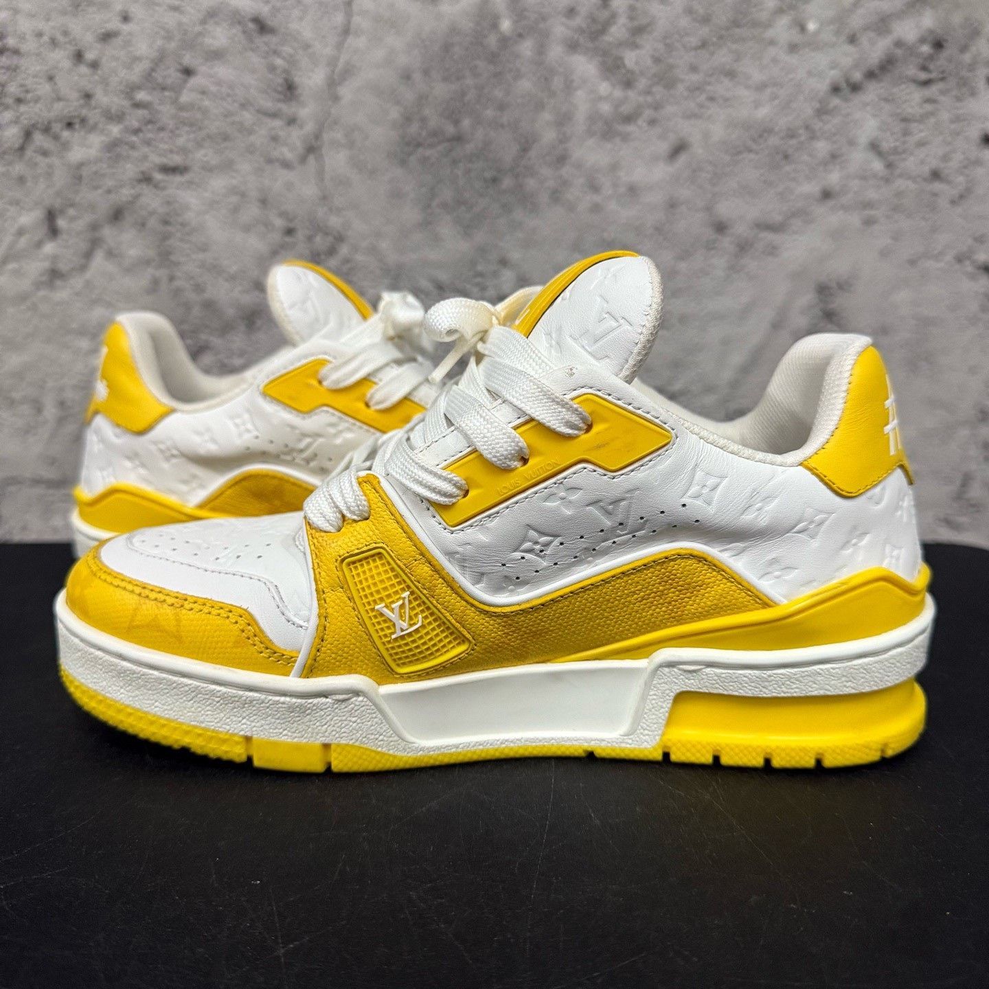 Louis Vuitton Louis Vuitton Monogram Trainer White Yellow Size US 4.5 / IT 34.5 - 5 Thumbnail