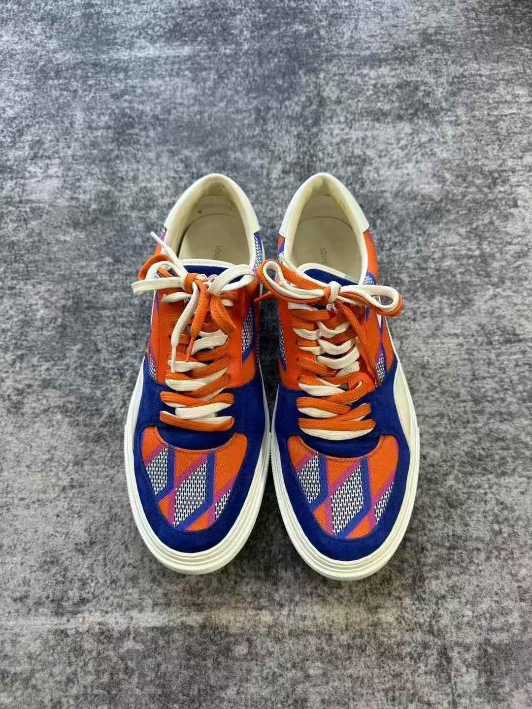 Louis Vuitton Louis Vuitton Limited Edition Ollie Sneakers Size US 10 / EU 43 - 2 Thumbnail
