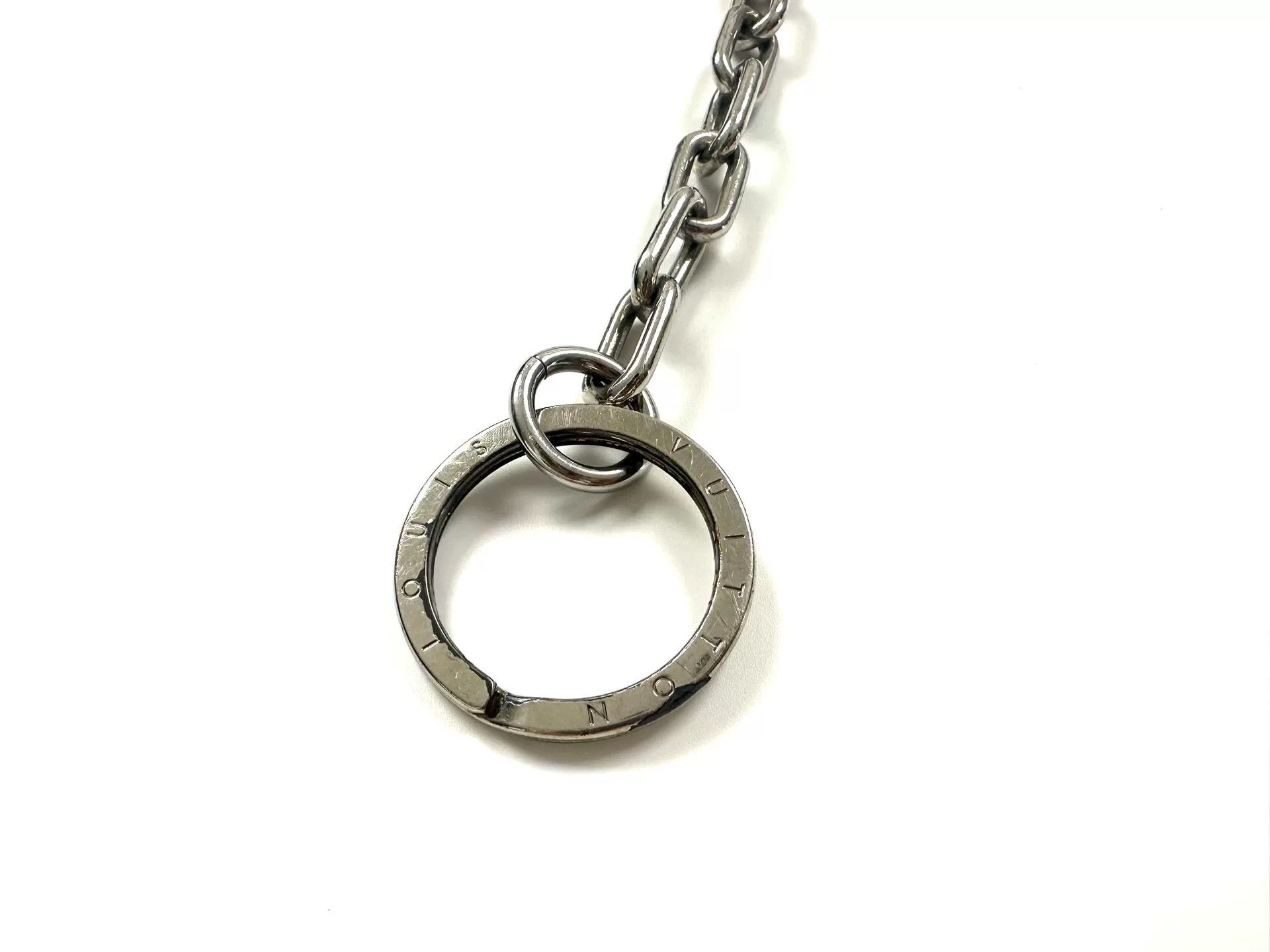 Louis Vuitton Louis Vuitton Turquoise Pant Chain Size ONE SIZE - 2 Thumbnail