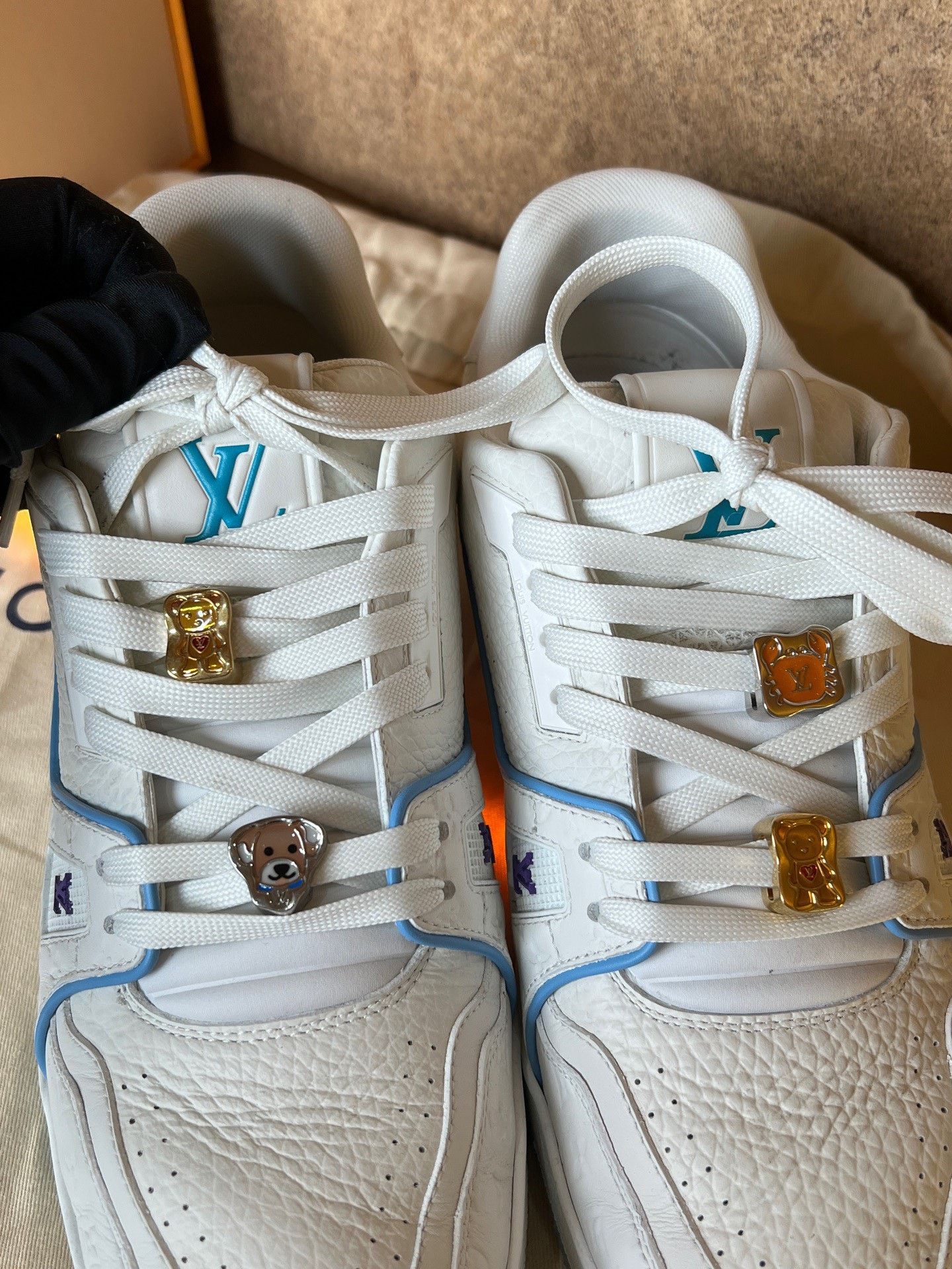 Louis Vuitton Louis Vuitton Shanghai Cruise Limited Trainer Size US 8 / EU 41 - 2 Thumbnail