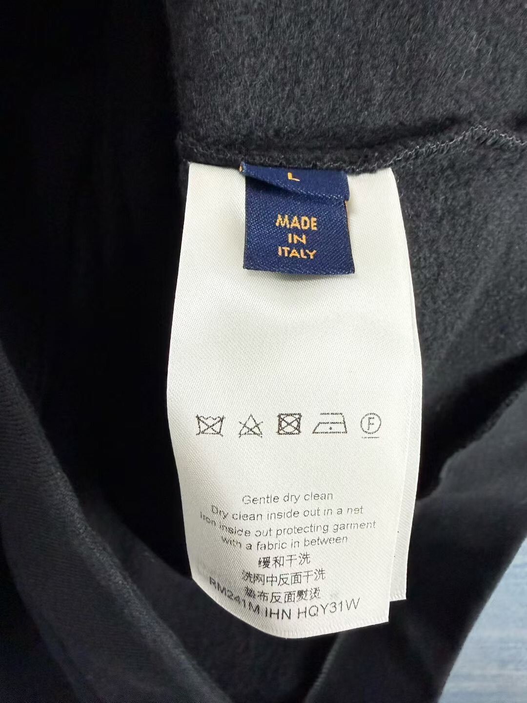 Louis Vuitton Louis Vuitton Black Gradient Embroidered Sweatshirt Size US L / EU 52-54 / 3 - 4 Thumbnail