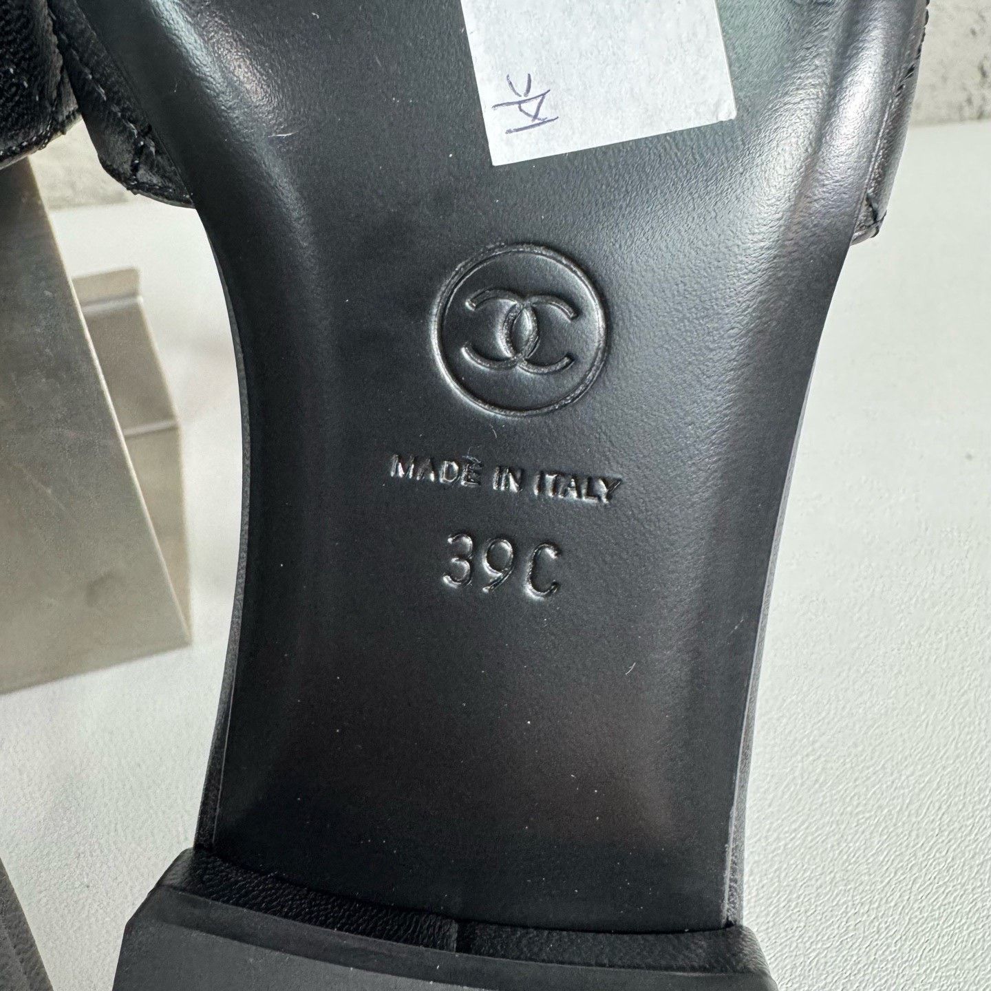 Chanel Chanel Camellia Slippers Size US 8 / IT 38 - 7 Thumbnail
