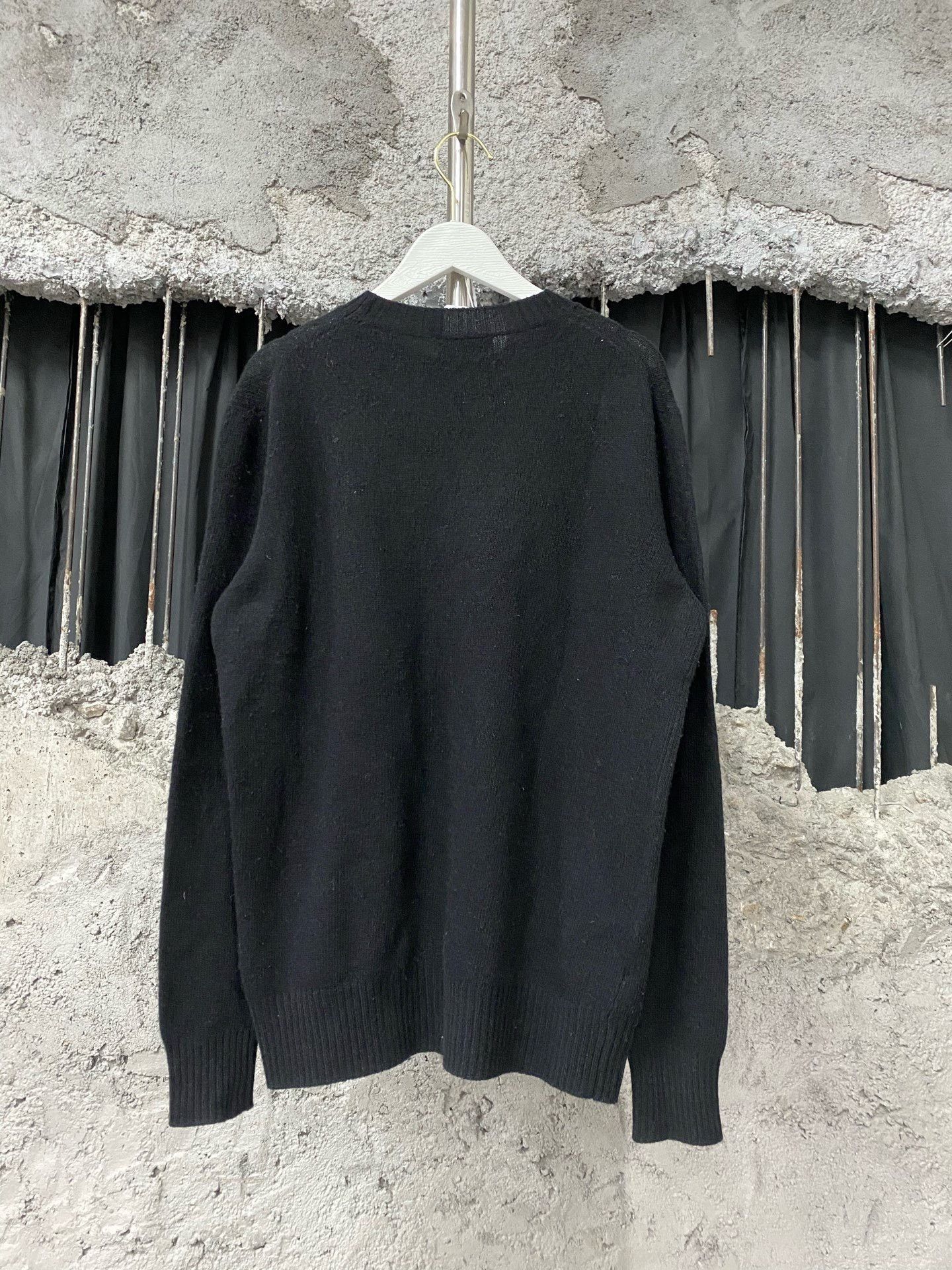 Miu Miu Miumiu Cashmere Sweater Size S / US 4 / IT 40 - 2 Thumbnail