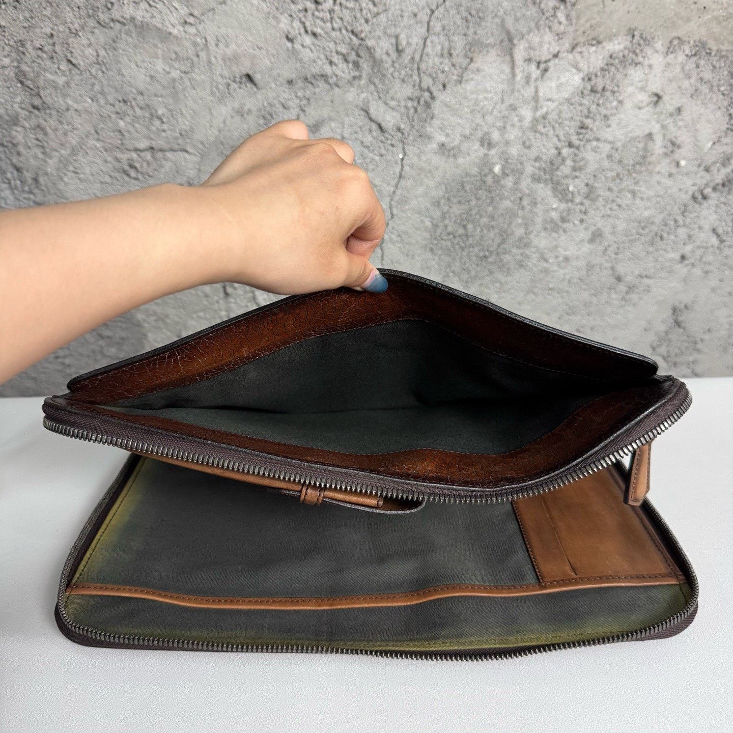 Berluti Berluti Crackle Texture Clutch Bag Size ONE SIZE - 5 Thumbnail
