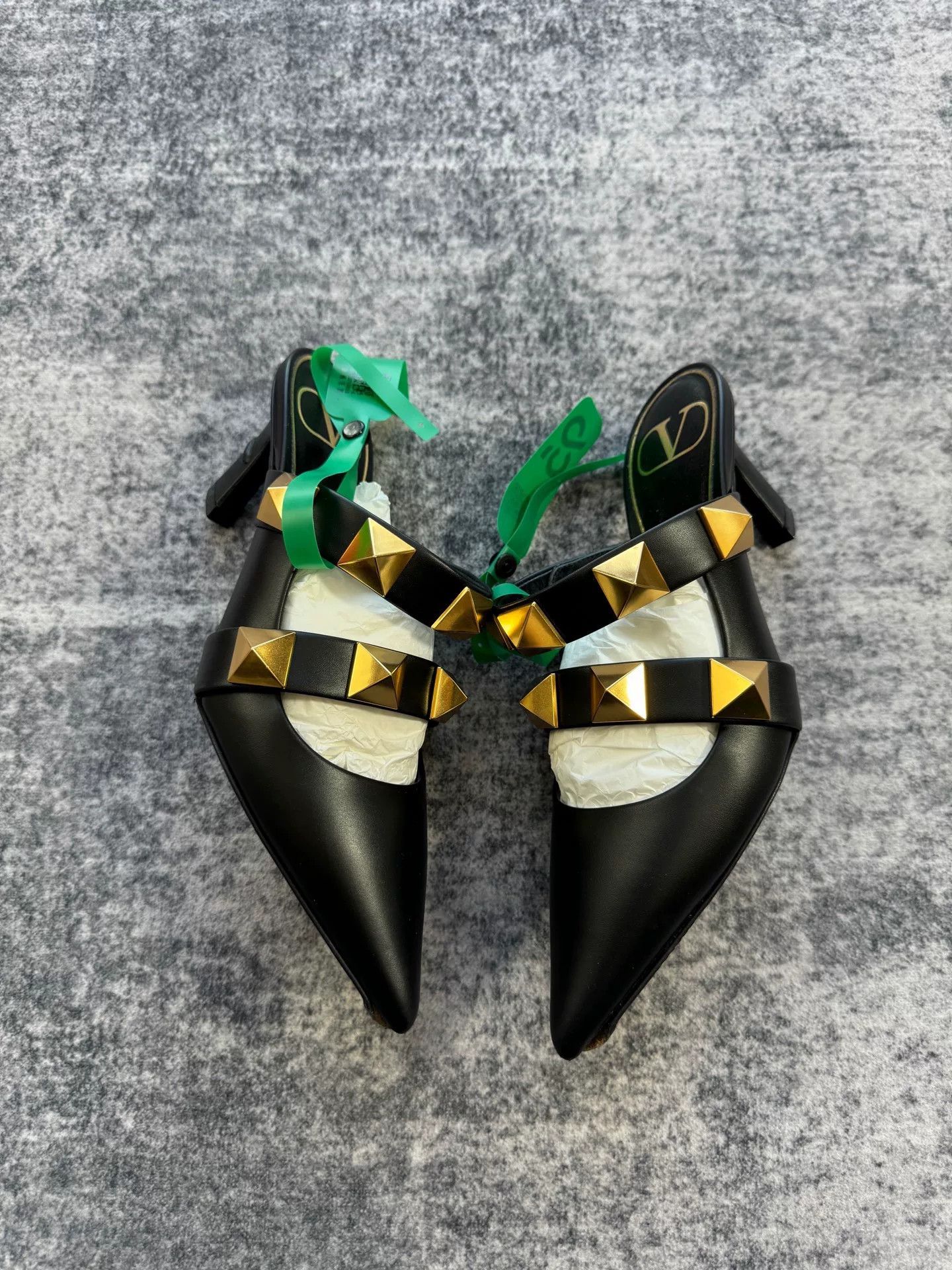 Valentino Valentino Black Gold Studded High Heels Size US 4.5 / IT 34.5 - 6 Thumbnail