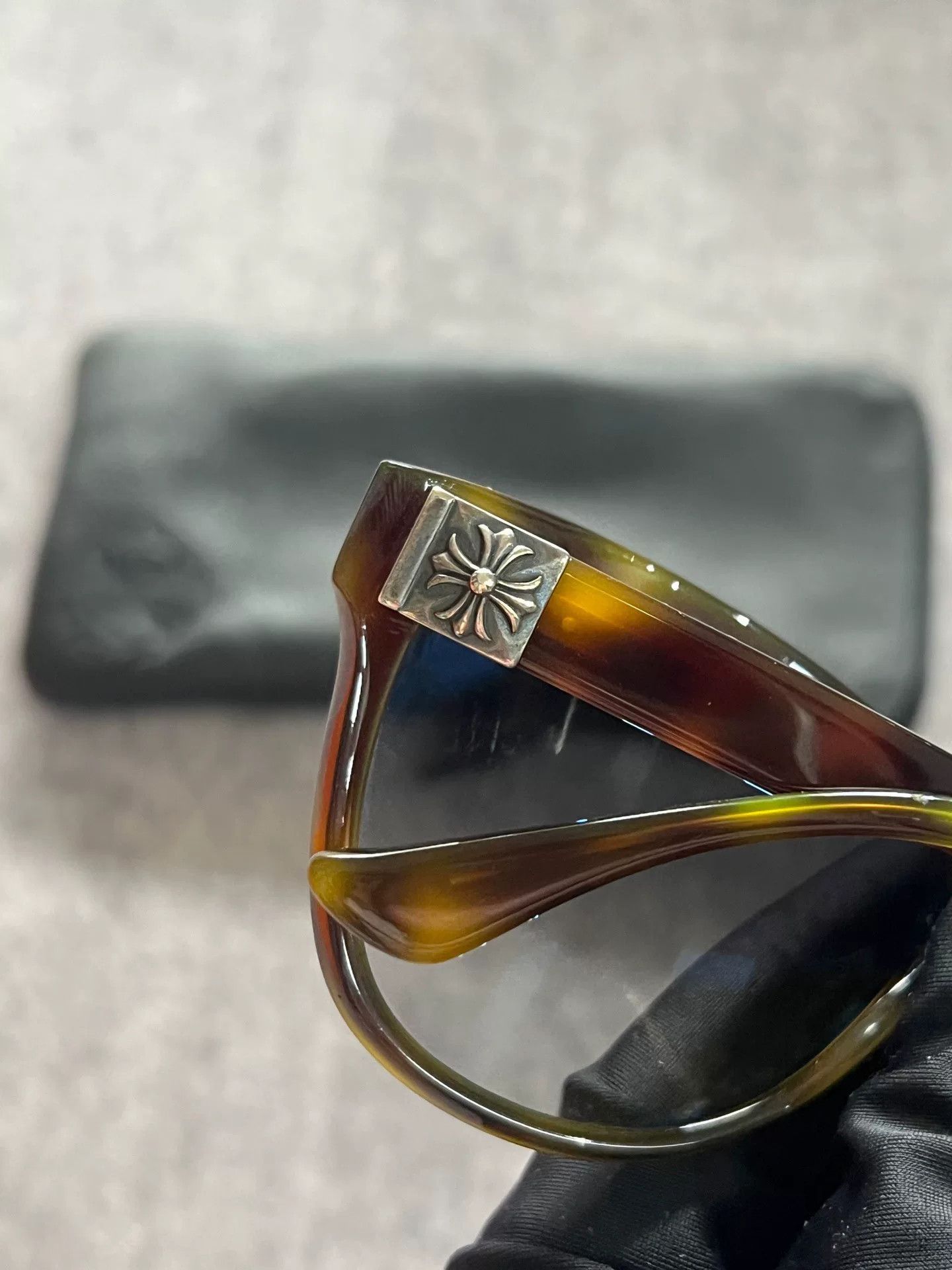 Chrome Hearts Chrome Hearts Tortoiseshell Silver Sunglasses Size ONE SIZE - 3 Thumbnail