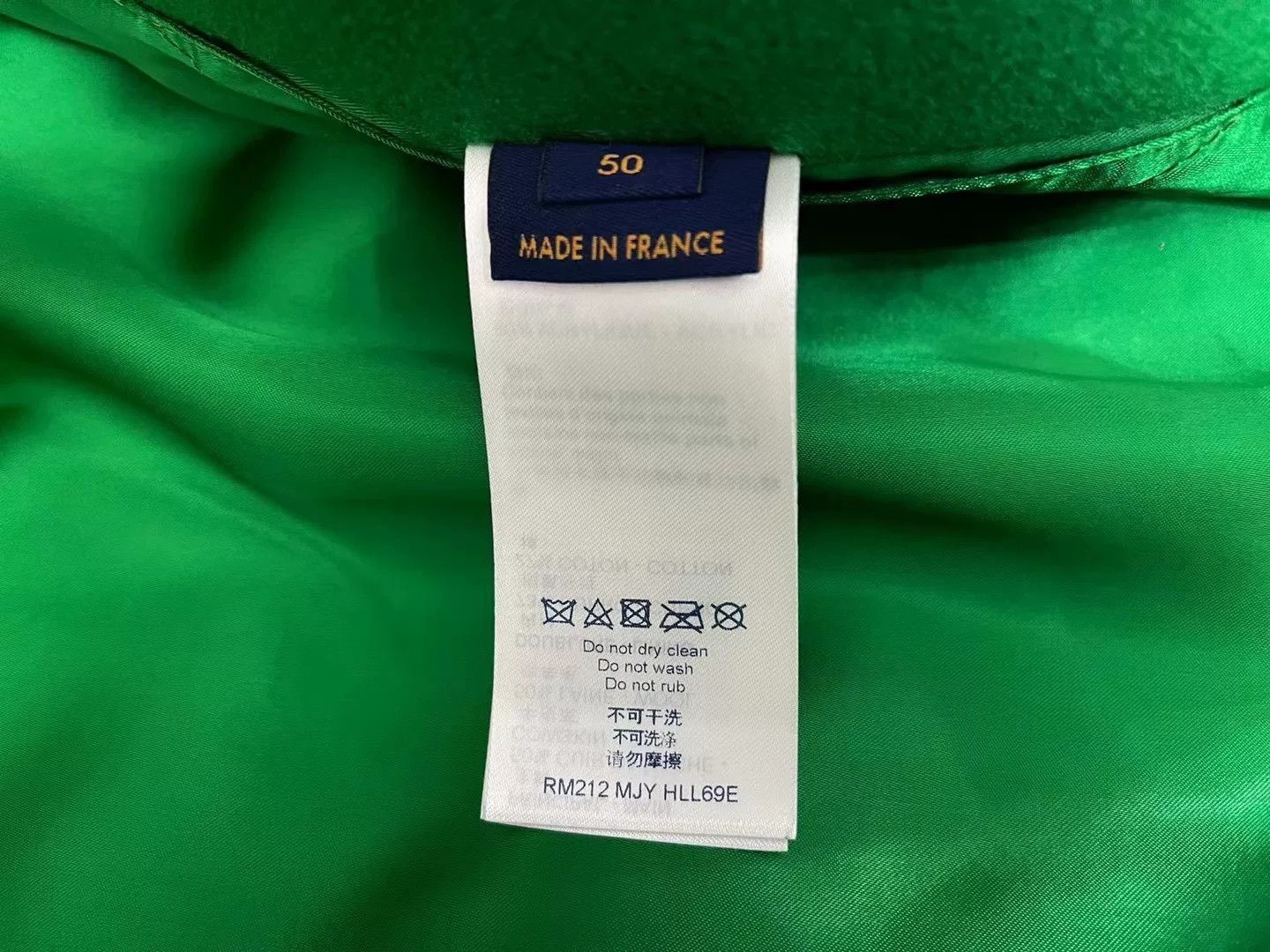 Louis Vuitton Louis Vuitton Green Leather Sleeve Baseball Jacket Size US M / EU 48-50 / 2 - 3 Thumbnail