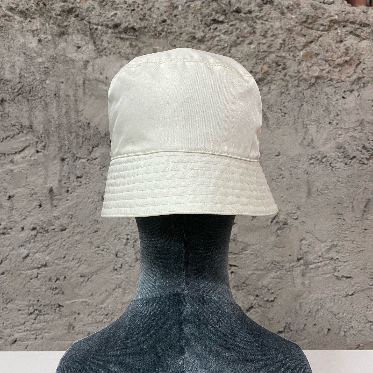 Prada Prada Nylon Fisherman Hat Size ONE SIZE - 2 Thumbnail
