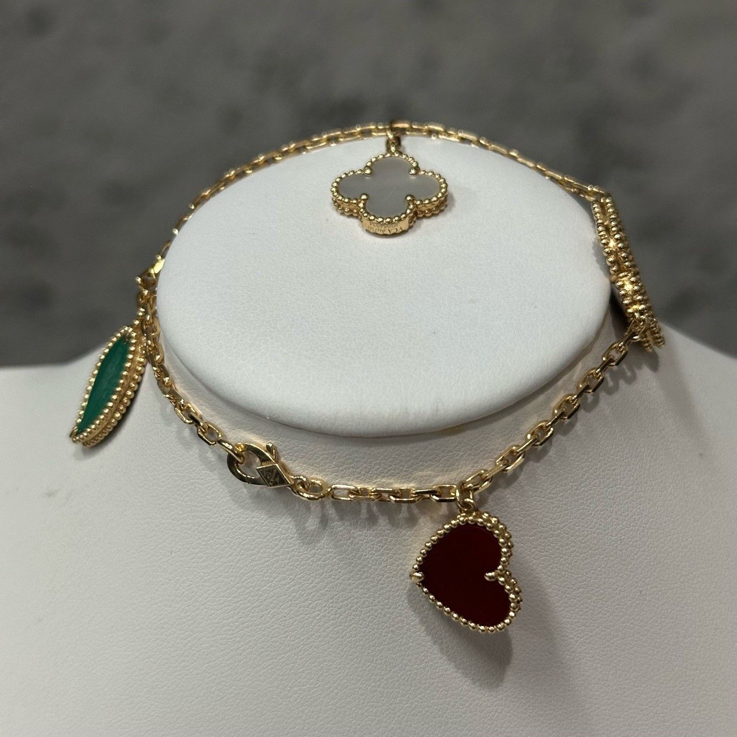 Van Cleef & Arpels Van Cleef & Arpels Four Flower Bracelet Size ONE SIZE - 3 Thumbnail