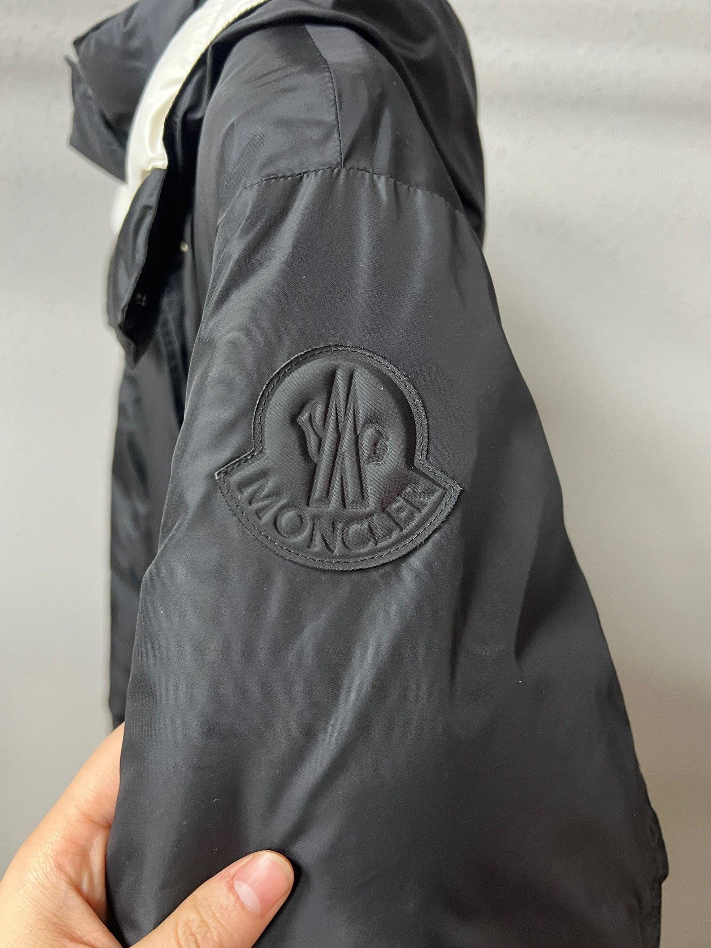Moncler Moncler Slogan Down Jacket Size XS / US 0-2 / IT 36-38 - 3 Thumbnail