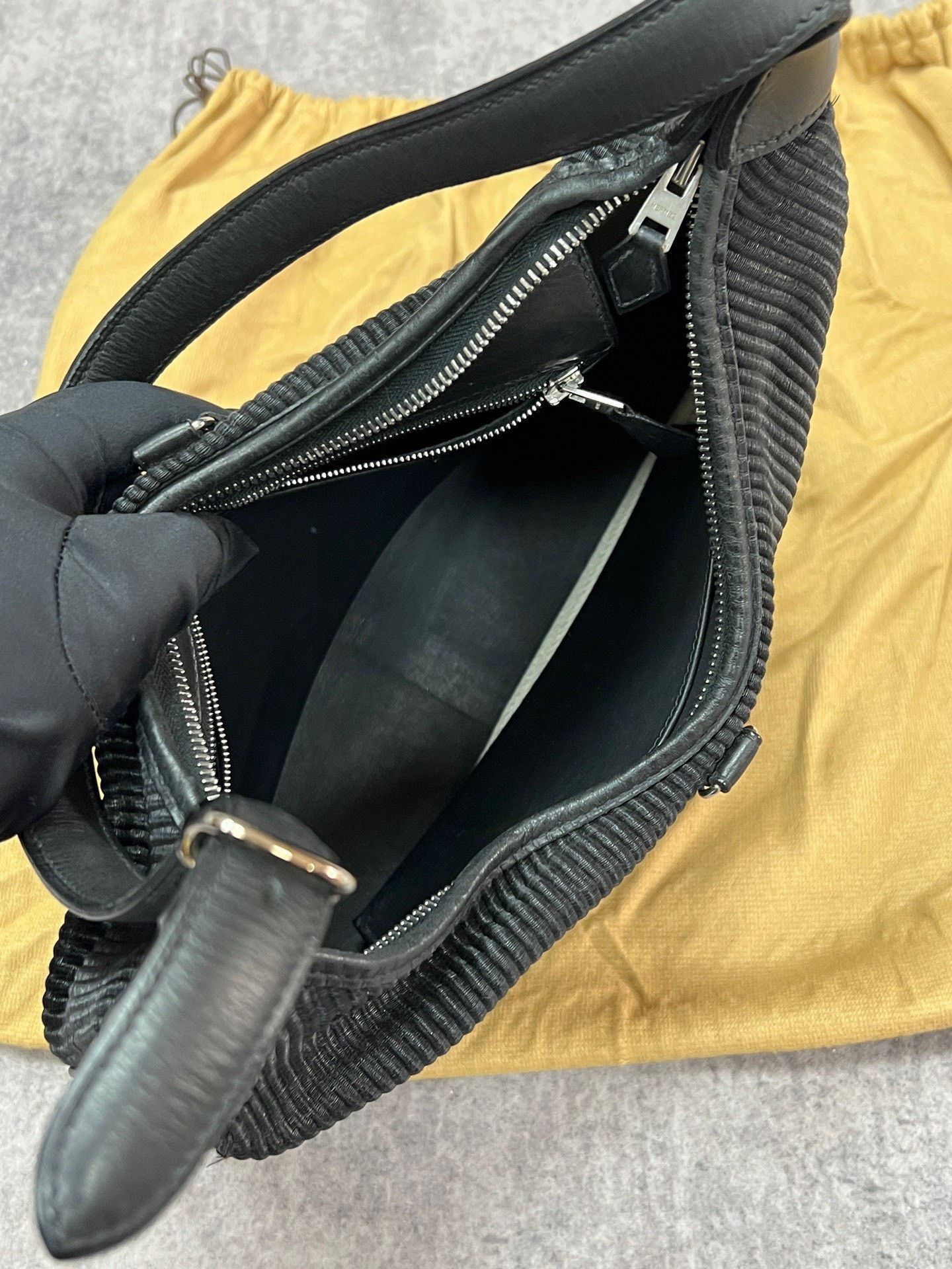 Hermes Hermes Trim Leather Saddle Bag Size ONE SIZE - 9 Thumbnail