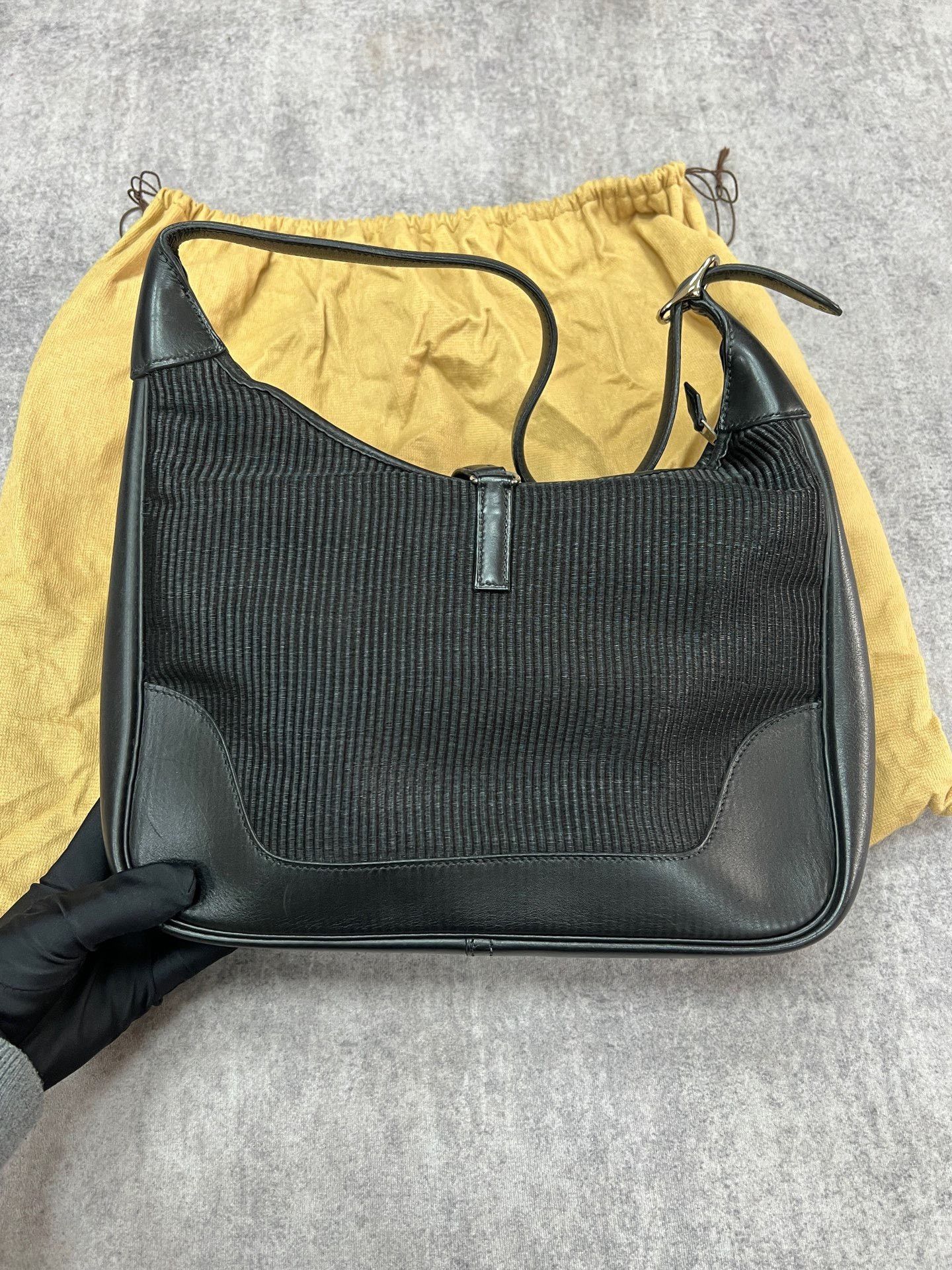 Hermes Hermes Trim Leather Saddle Bag Size ONE SIZE - 4 Thumbnail