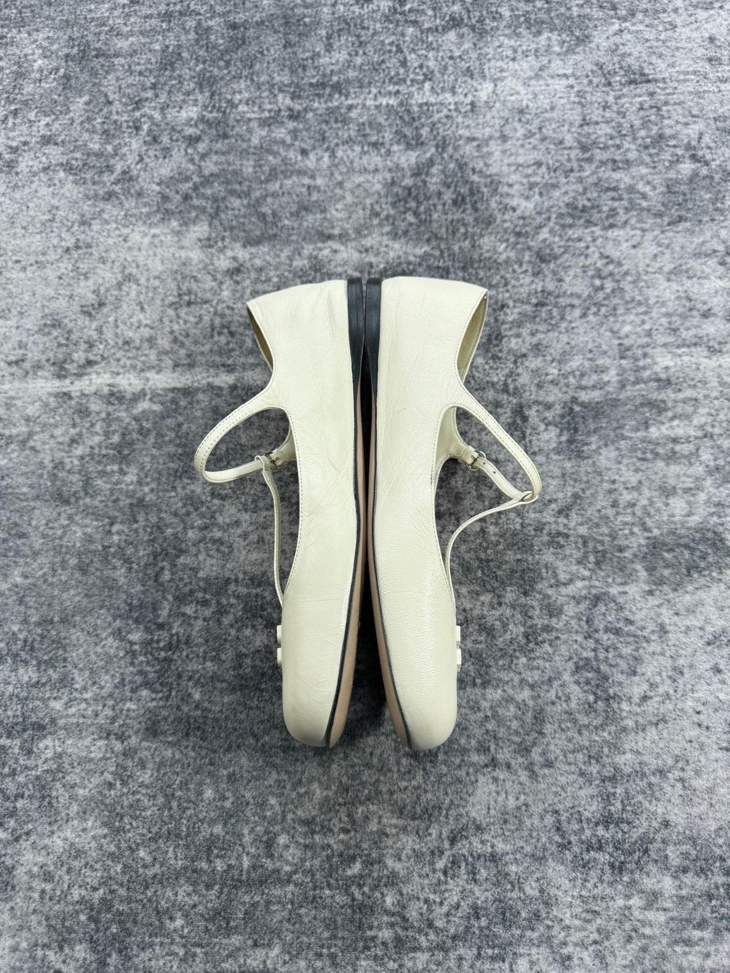 Miu Miu Miu Miu Lambskin Letter Logo Flat Shoes Size US 6.5 / IT 36.5 - 7 Thumbnail