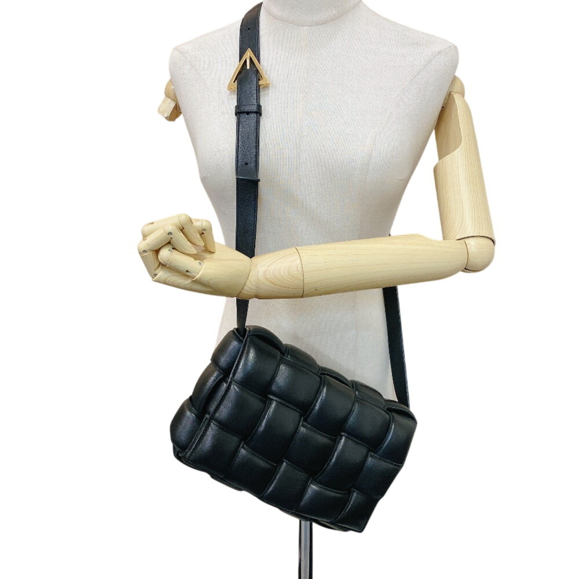 Bottega Veneta Bottega Veneta Padded Cassette Intrecciato Shoulder Bag Black Size ONE SIZE - 10 Thumbnail