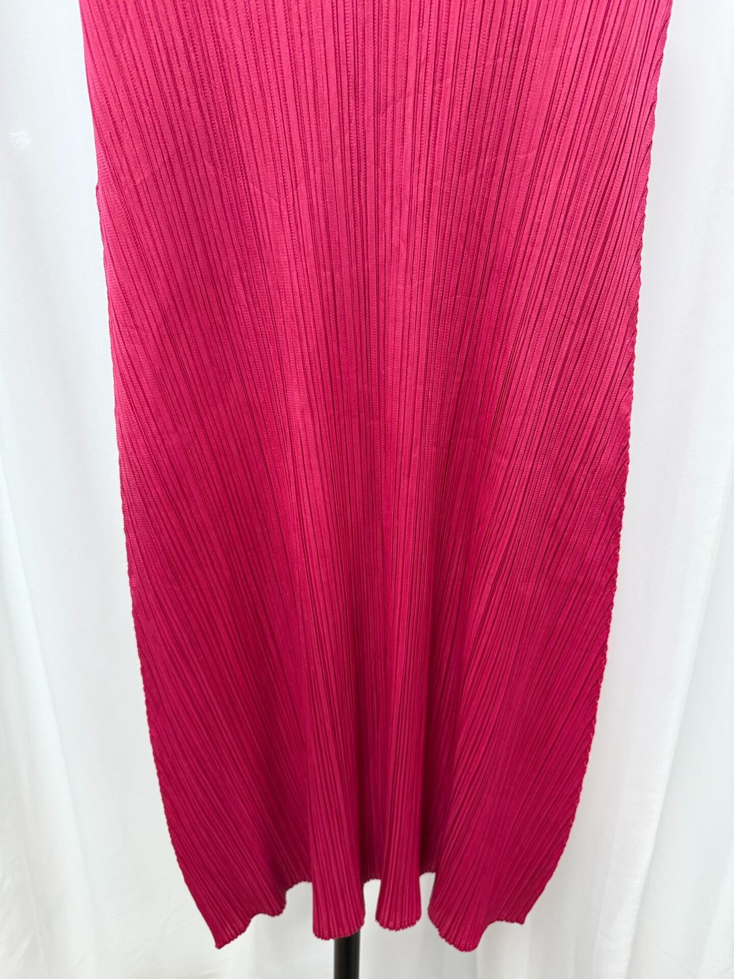 Pleats Please Issey Miyake Pleats Please Issey Miyake Pink Pleated Sleeveless Dress Size L / US 10 / IT 46 - 7 Thumbnail