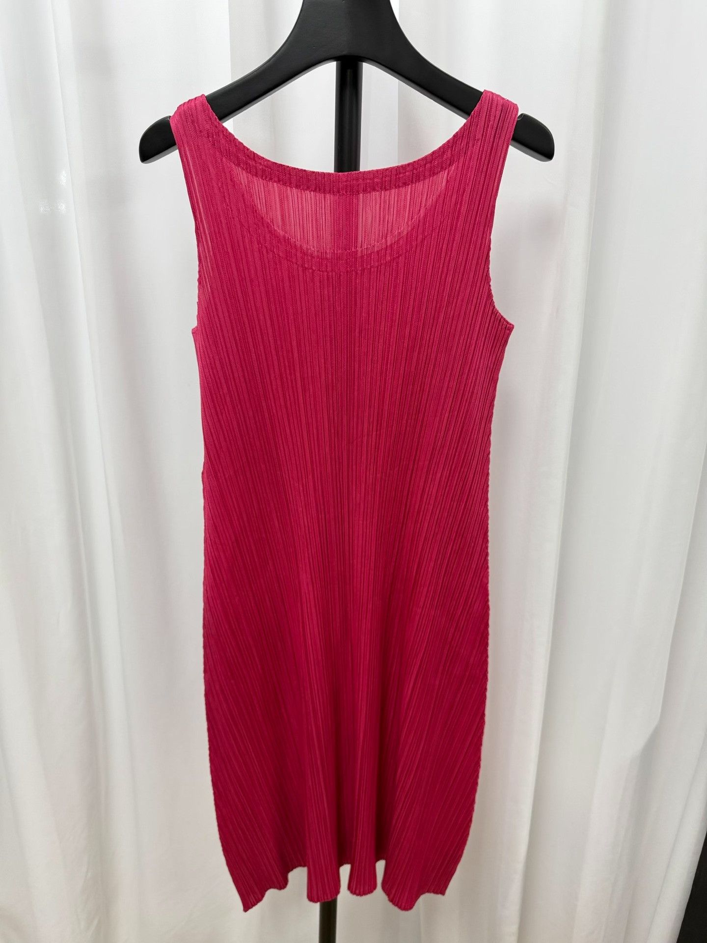 Pleats Please Issey Miyake Pleats Please Issey Miyake Pink Pleated Sleeveless Dress Size L / US 10 / IT 46 - 5 Thumbnail
