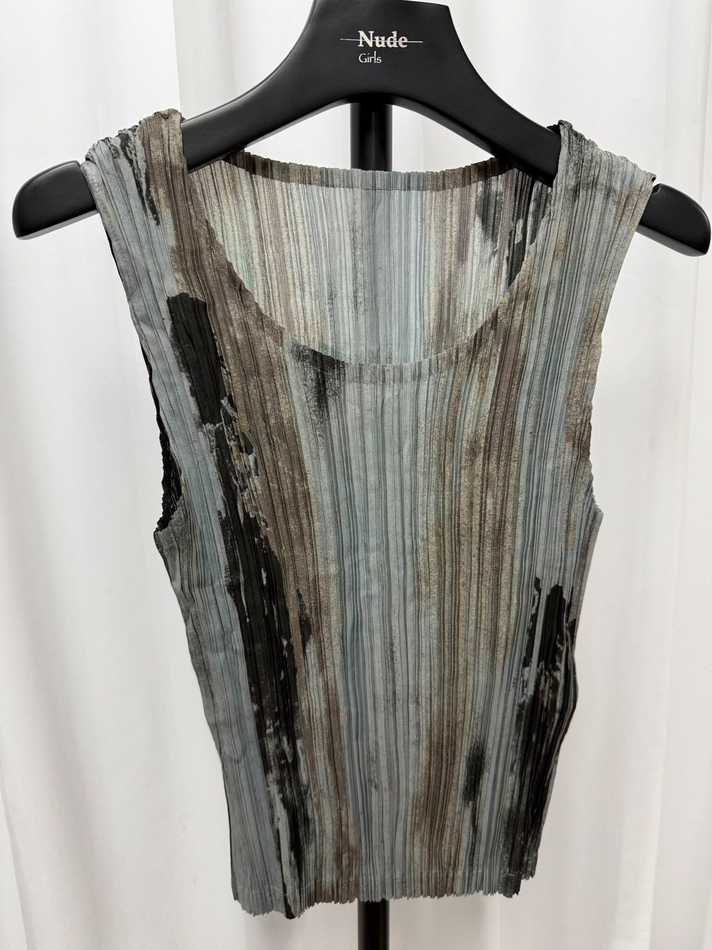 Issey Miyake Issey Miyake Ink Wash Burned Pleated Tank Size US M / EU 48-50 / 2 - 6 Thumbnail