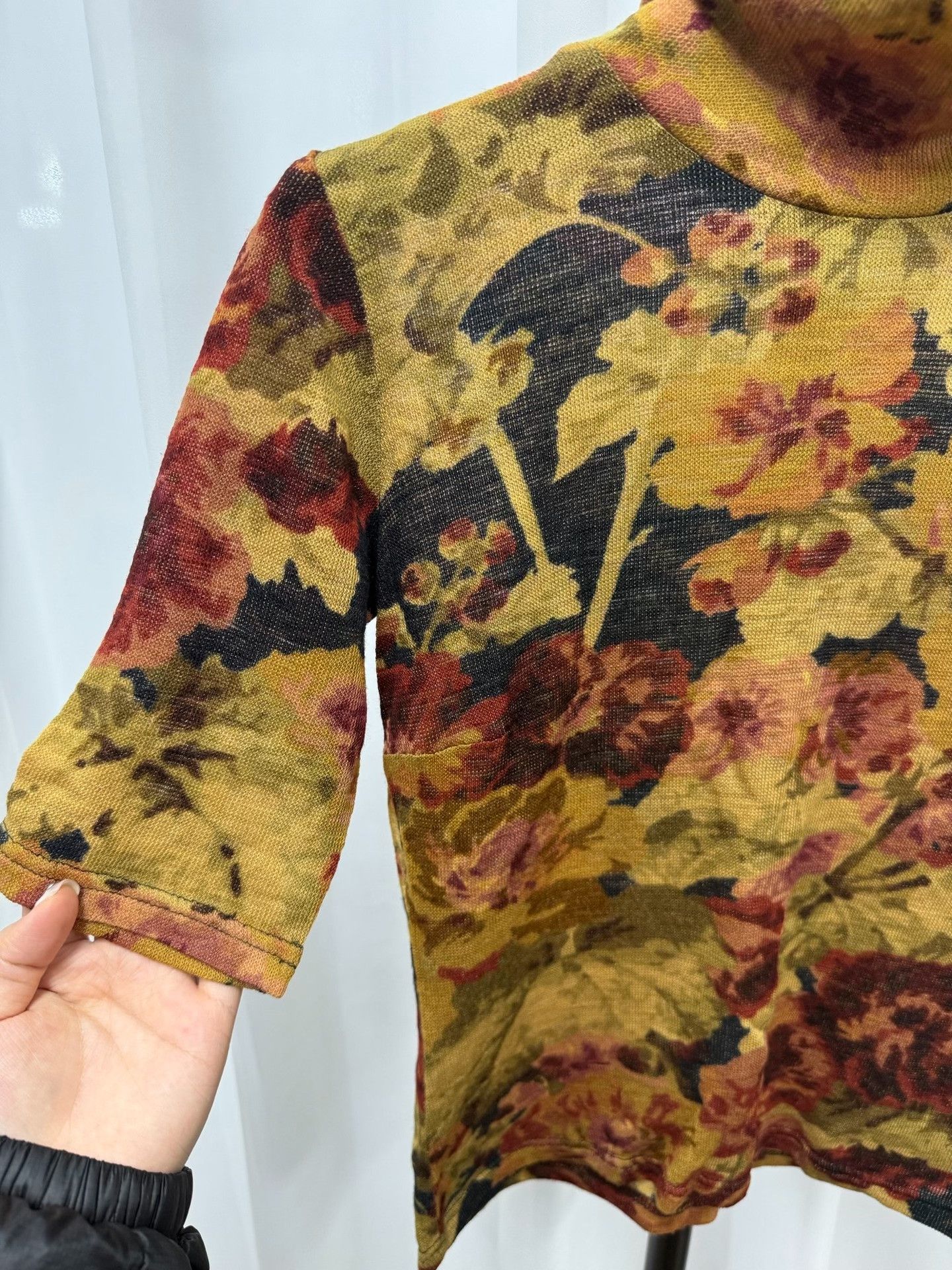 Dries Van Noten Dries van Noten Floral Short-Sleeve Turtleneck Size S / US 4 / IT 40 - 4 Thumbnail