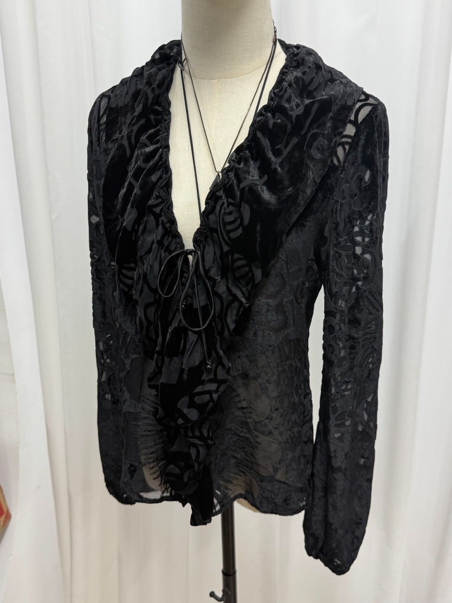 Vivienne Tam Vivienne Tam Black Lace Long-Sleeve Top Size XL / US 12-14 / IT 48-50 - 7 Thumbnail