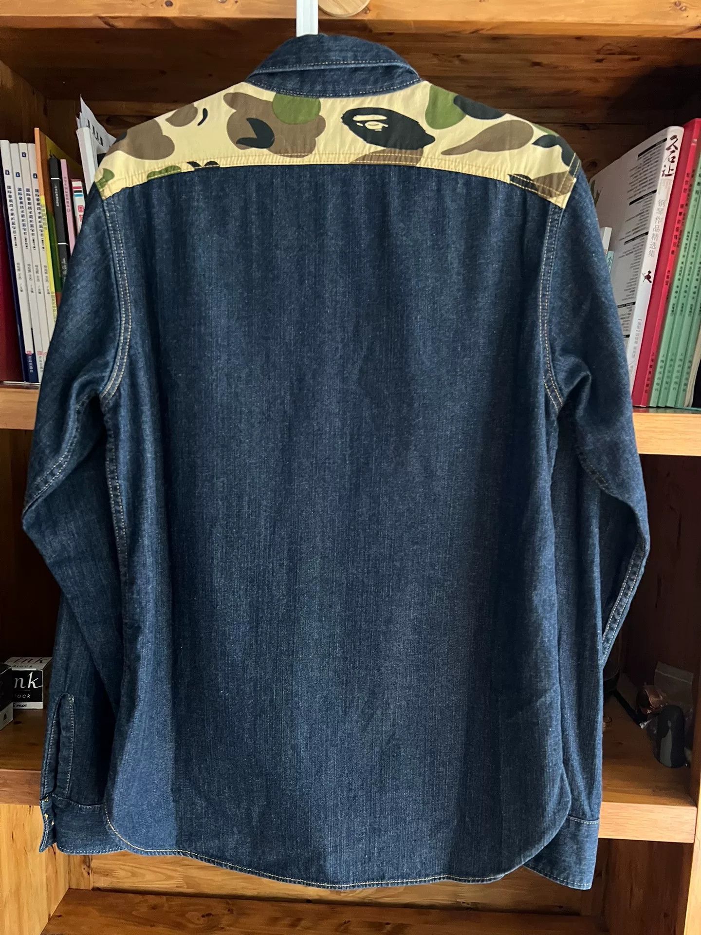 Bape BAPE Camo Indigo Denim Shirt Size US L / EU 52-54 / 3 - 7 Thumbnail