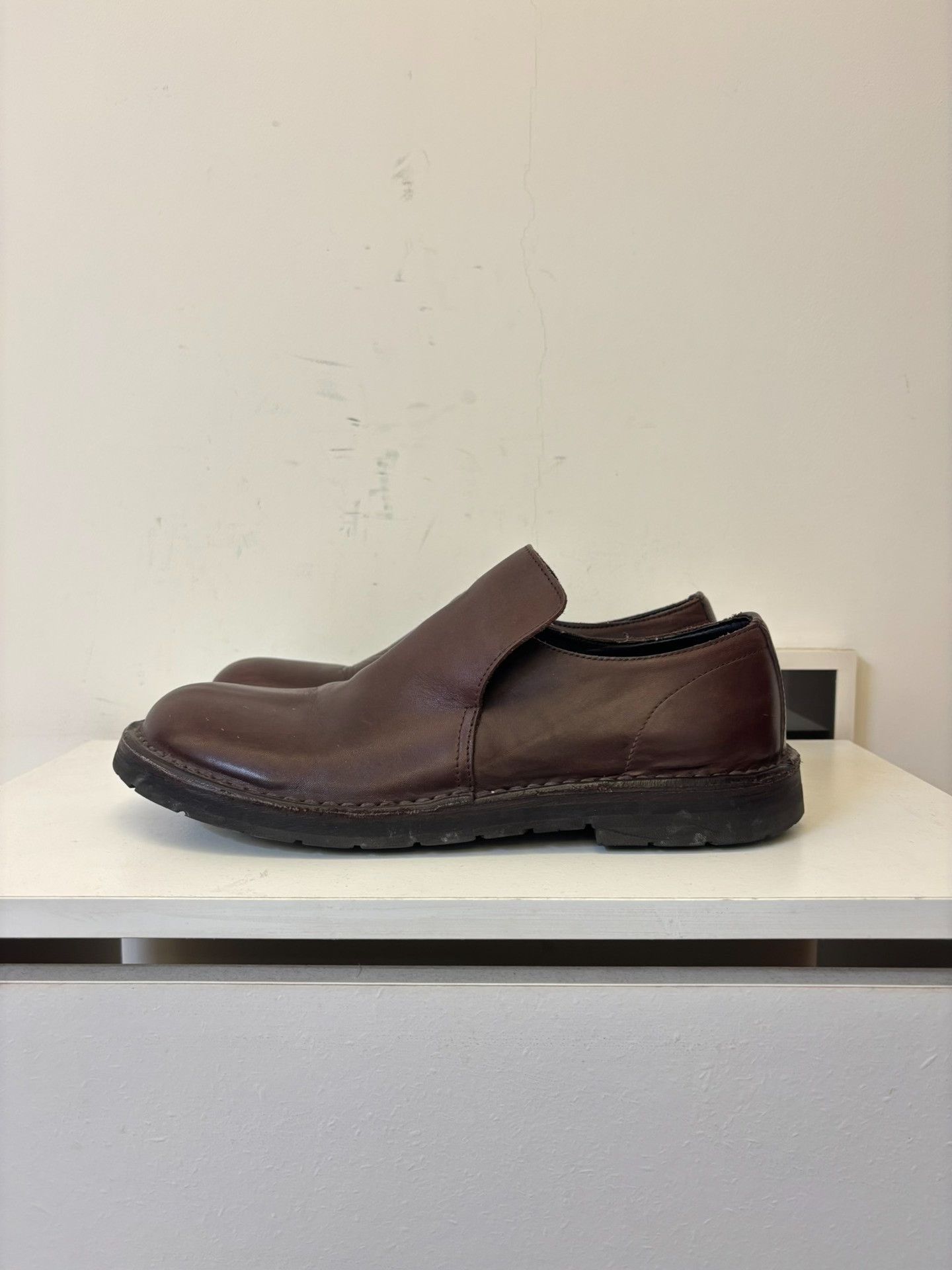 Yohji Yamamoto Yohji Yamamoto 2006 AW Round-Toe Leather Shoes Size US 10 / EU 43 - 2 Thumbnail