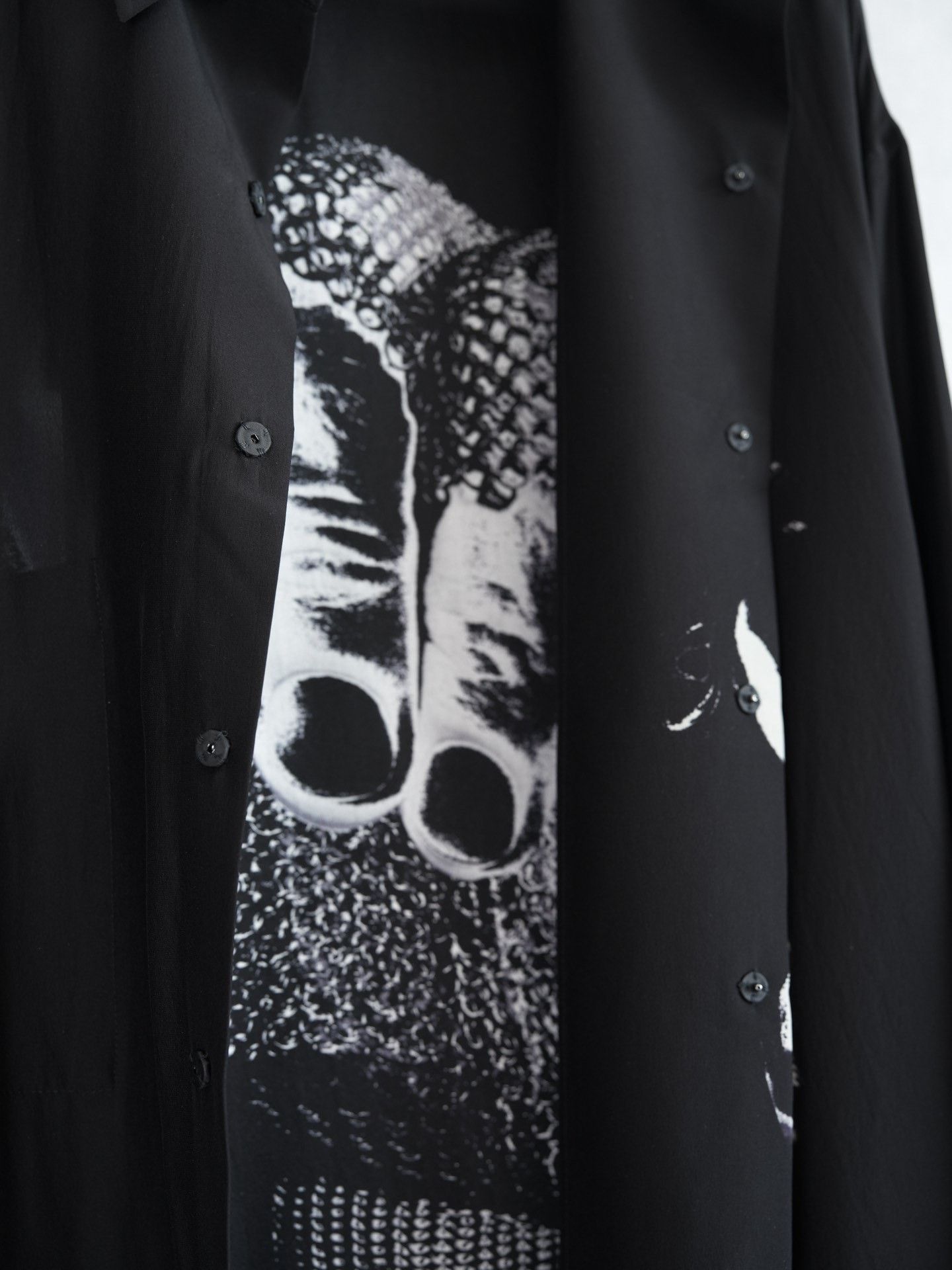 Yohji Yamamoto Yohji Yamamoto 21AW Chainmail Glove Silk Shirt Size US M / EU 48-50 / 2 - 4 Thumbnail