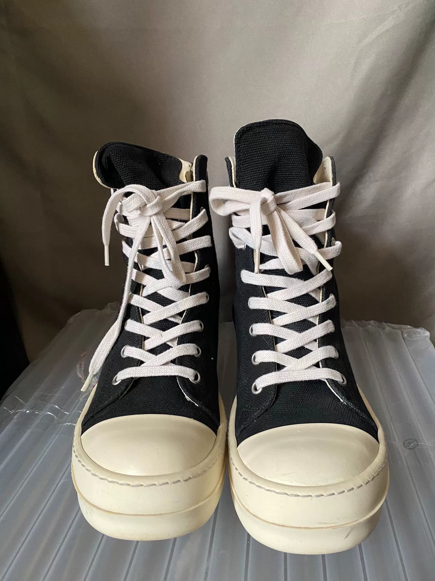 Rick Owens Rick Owens Canvas Sneakers Size US 6 / IT 36 - 2 Thumbnail