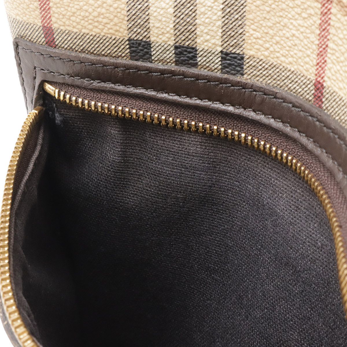 Burberry Burberry Burberry PVC Shoulder Bag Plastic / Synthetic Shoulder Bag DUTY FREE for USA Size ONE SIZE - 9 Thumbnail