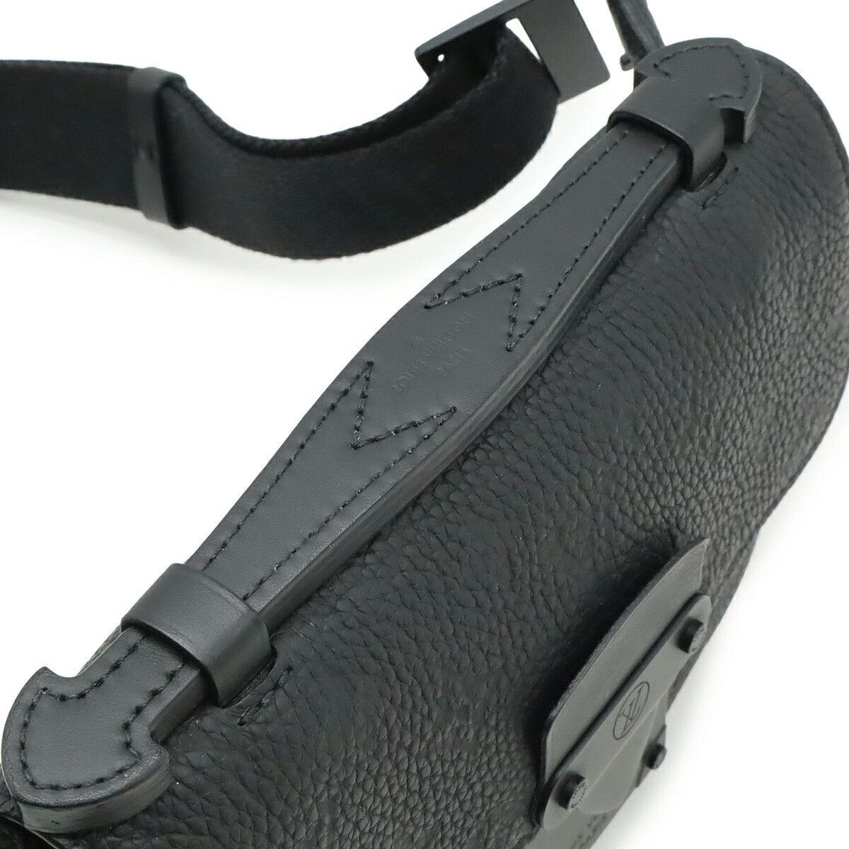 Louis Vuitton Louis Vuitton Louis Vuitton S Lock Monogram Taurillon Sling Bag Leather Crossbody Bag M58487 DUTY FREE for USA Size ONE SIZE - 6 Thumbnail