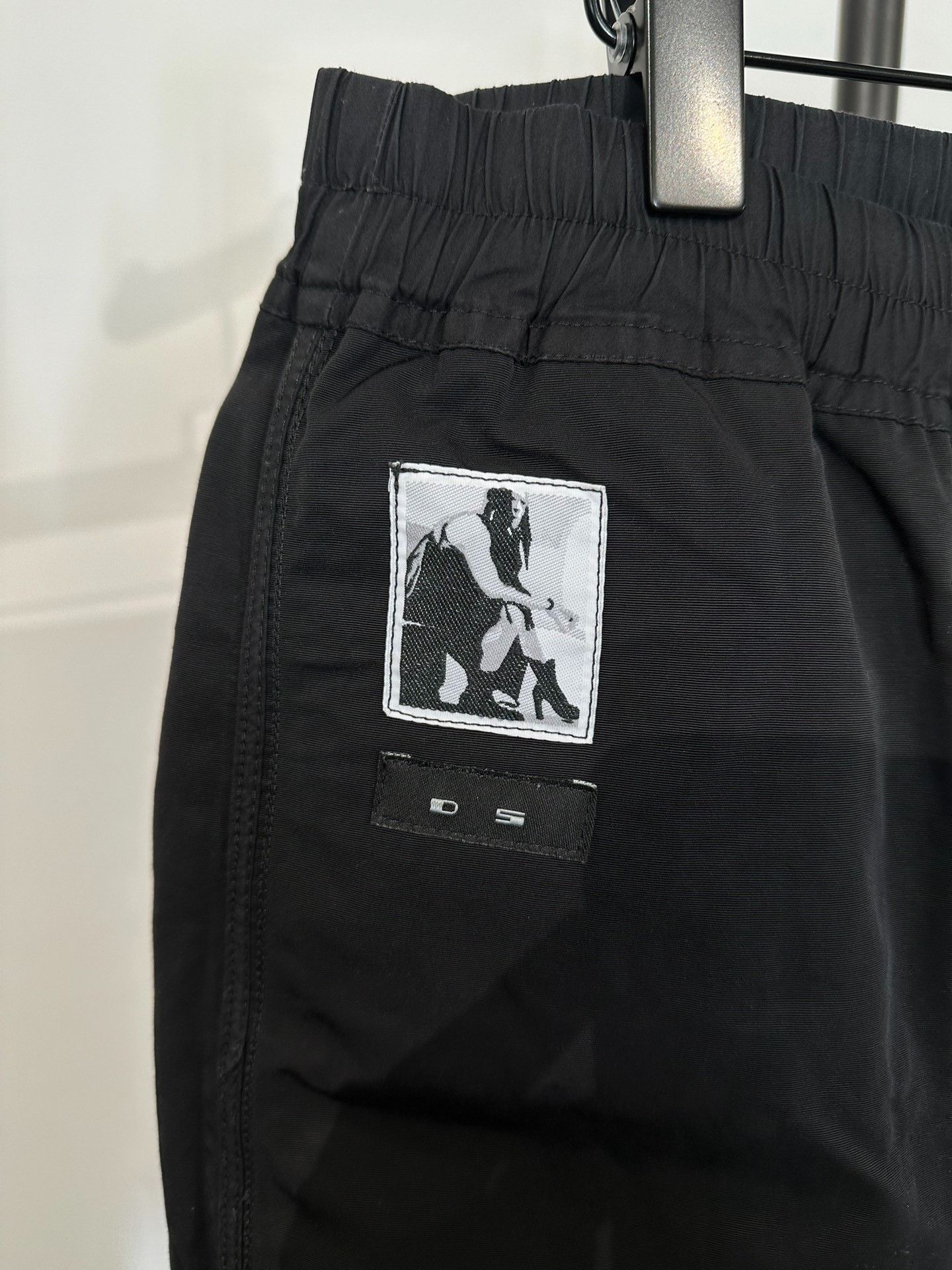 Rick Owens Rick Owens Double-Layer Capri Shorts S Size 40" / US 18 - 7 Thumbnail
