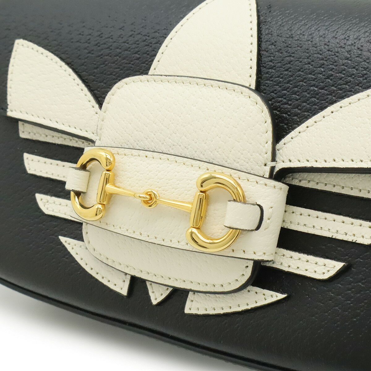 Gucci Gucci Gucci Adidas Leather 2way Shoulder Bag Leather Shoulder Bag DUTY FREE for USA Size ONE SIZE - 7 Thumbnail