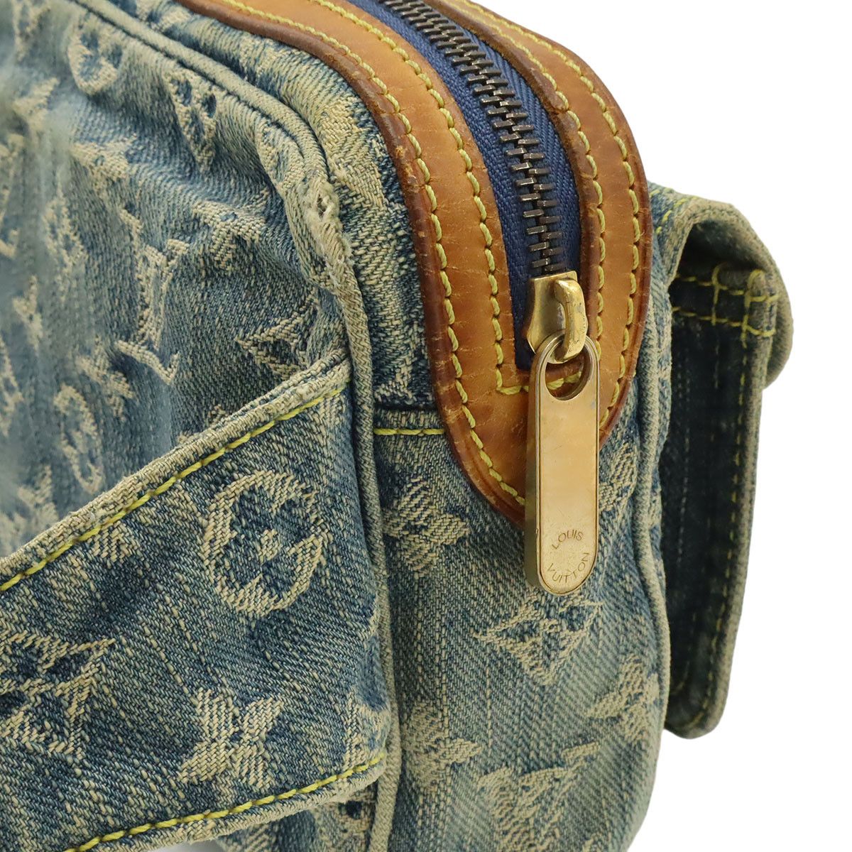 Louis Vuitton Louis Vuitton Louis Vuitton Monogram Denim 2way Waist Bag Textile Belt Bag M95347 DUTY FREE for USA Size ONE SIZE - 6 Thumbnail