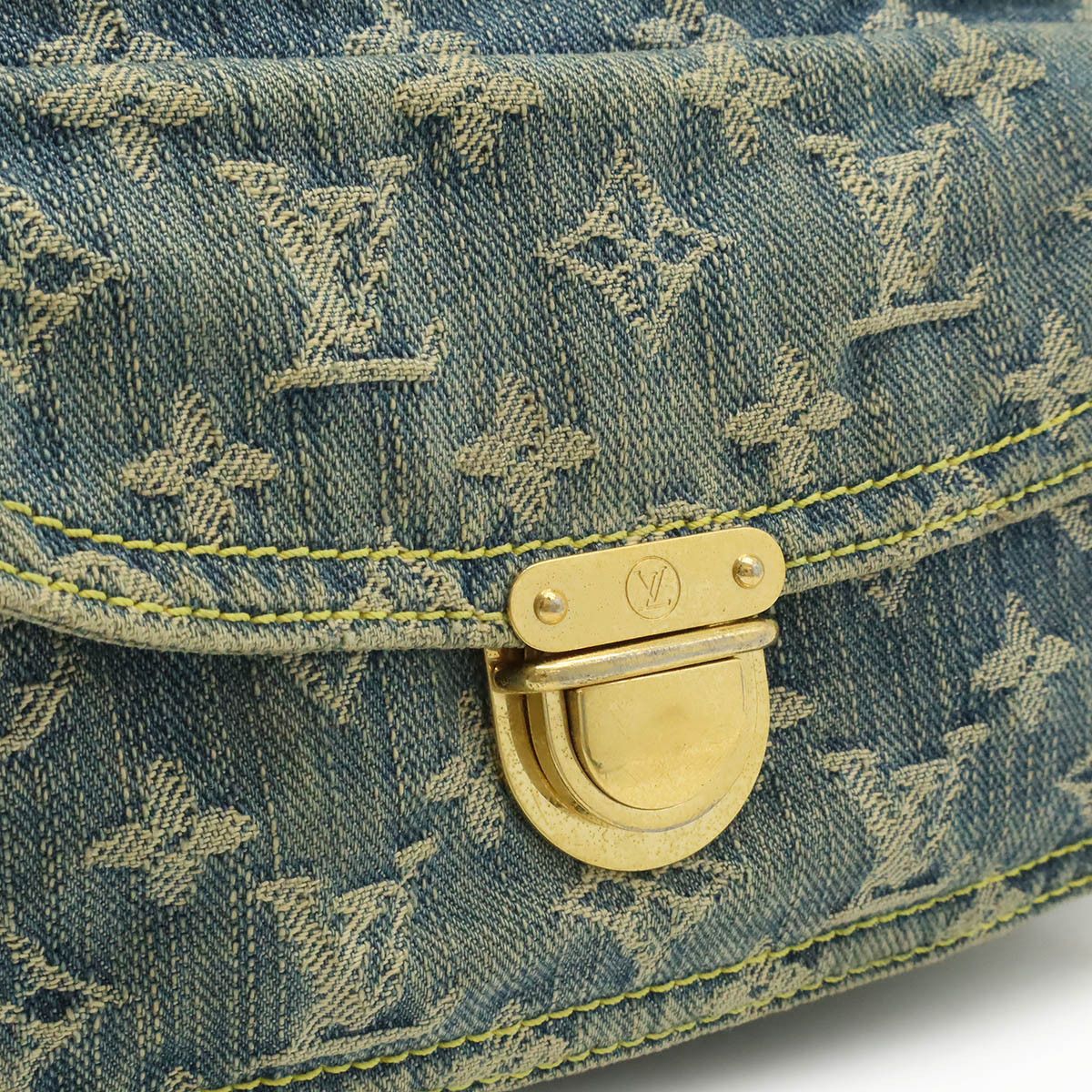Louis Vuitton Louis Vuitton Louis Vuitton Monogram Denim 2way Waist Bag Textile Belt Bag M95347 DUTY FREE for USA Size ONE SIZE - 8 Thumbnail