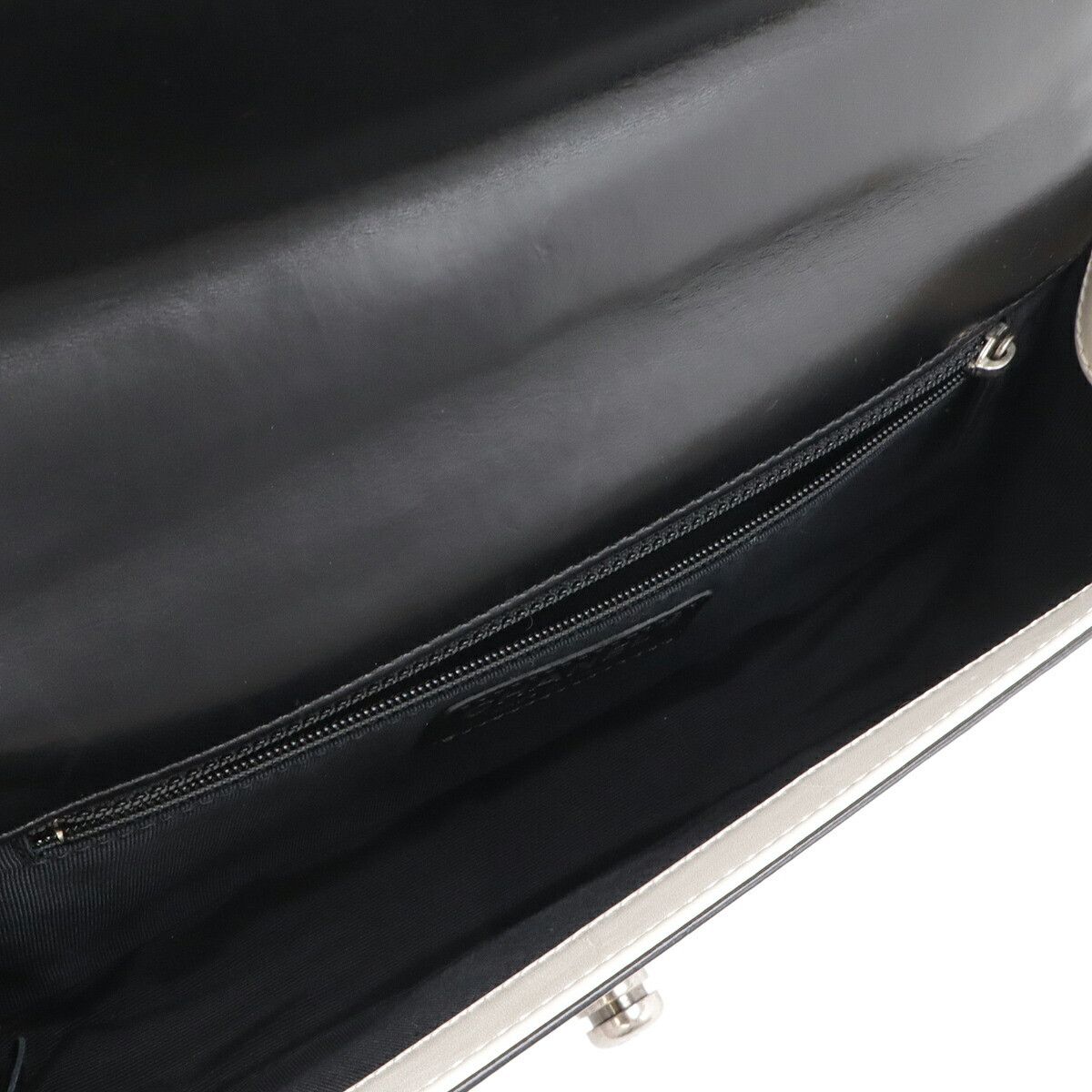 Chanel Chanel Chanel Boy Chanel Leather Shoulder Bag Leather Shoulder Bag DUTY FREE for USA Size ONE SIZE - 6 Thumbnail