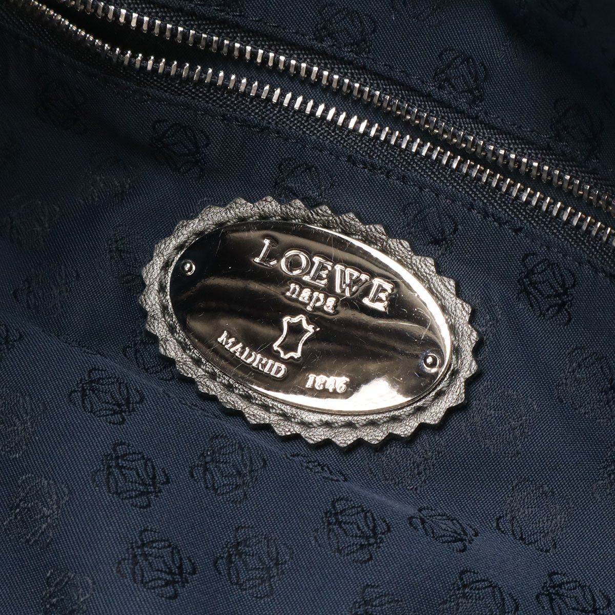 Loewe Loewe Loewe Viento 30 Nappa Leather Shoulder Bag Leather Shoulder Bag DUTY FREE for USA Size ONE SIZE - 8 Thumbnail
