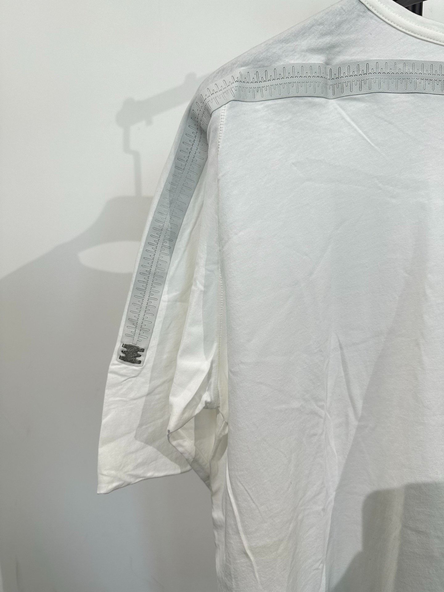 Isaac Sellam Experience Isaac Sellam Patchwork Leather Short Sleeve T-shirt Size US L / EU 52-54 / 3 - 4 Thumbnail