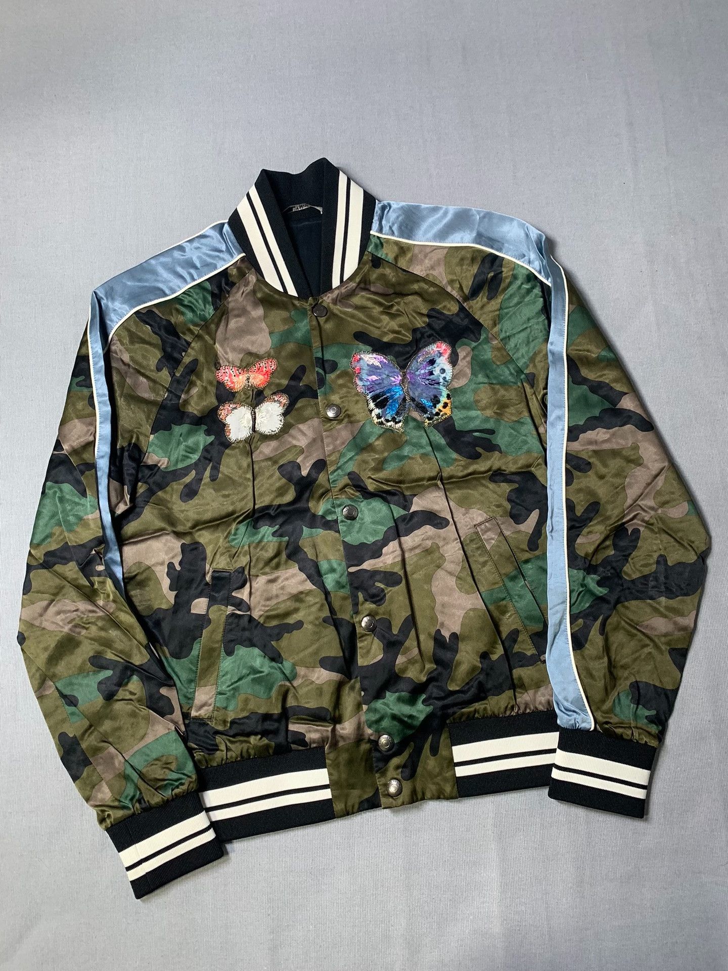Valentino Valentino Butterfly Camo Satin Souvenir Jacket Size US S / EU 44-46 / 1 - 2 Thumbnail