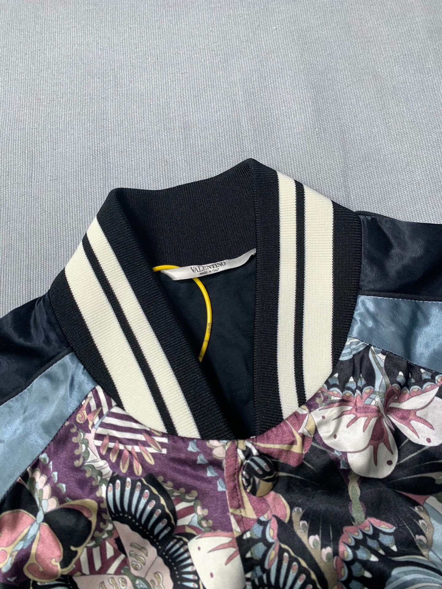 Valentino Valentino Butterfly Satin Souvenir Jacket Size US M / EU 48-50 / 2 - 4 Thumbnail