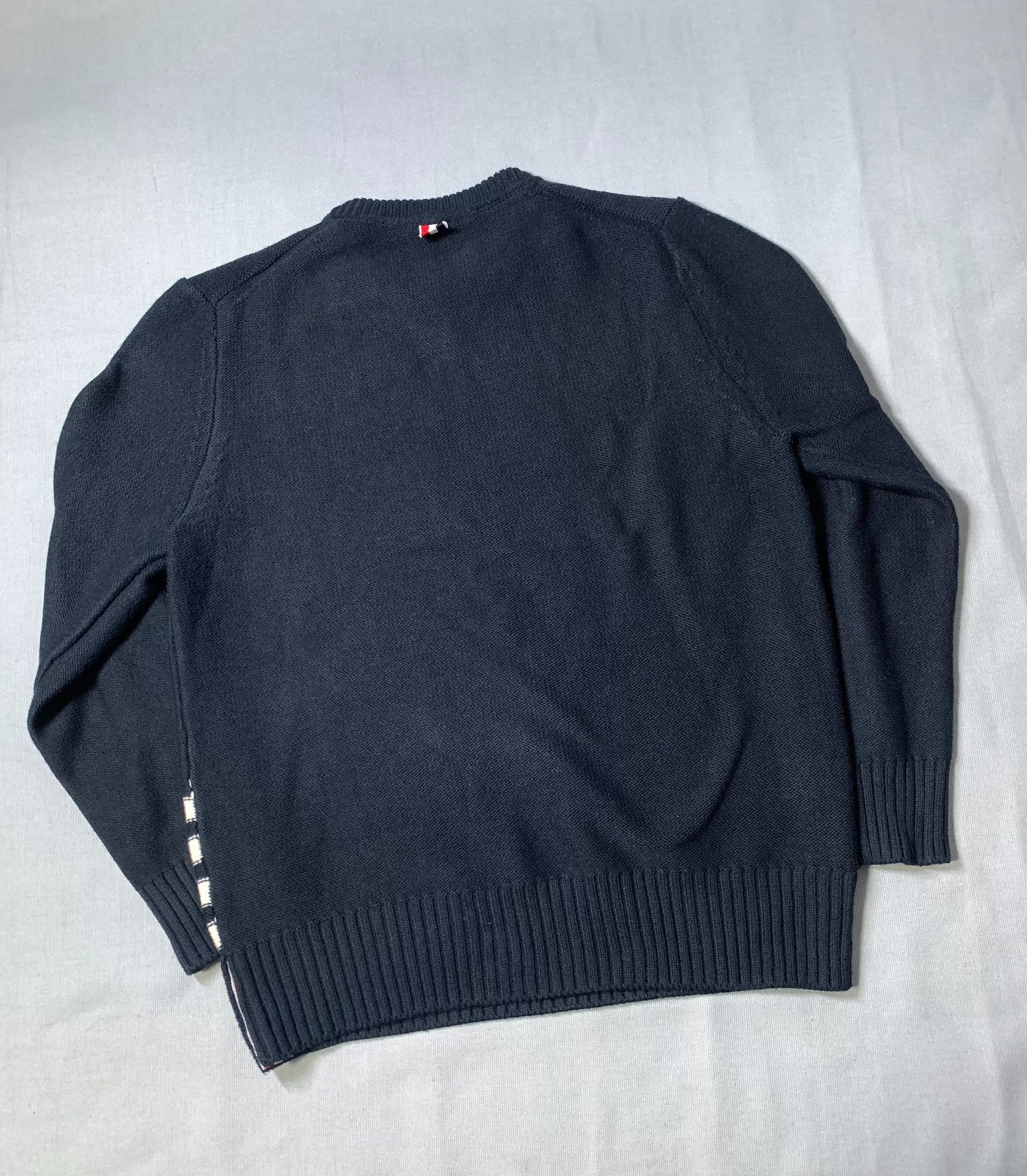 Thom Browne Thom Browne Classic Four-Bar Crewneck Sweatshirt Size US L / EU 52-54 / 3 - 3 Thumbnail