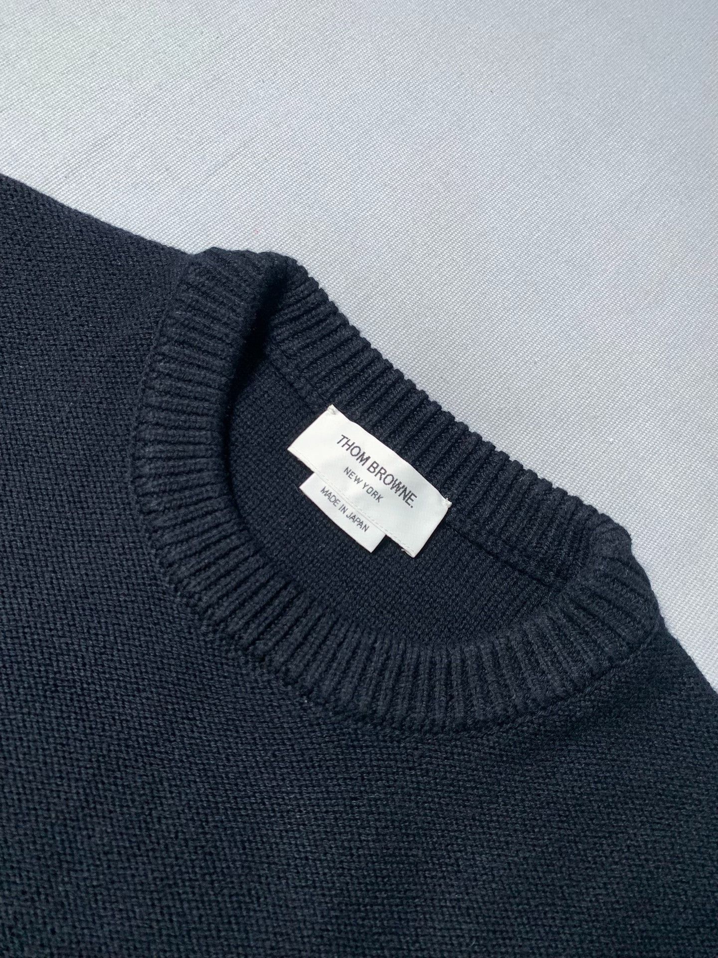 Thom Browne Thom Browne Classic Four-Bar Crewneck Sweatshirt Size US L / EU 52-54 / 3 - 4 Thumbnail